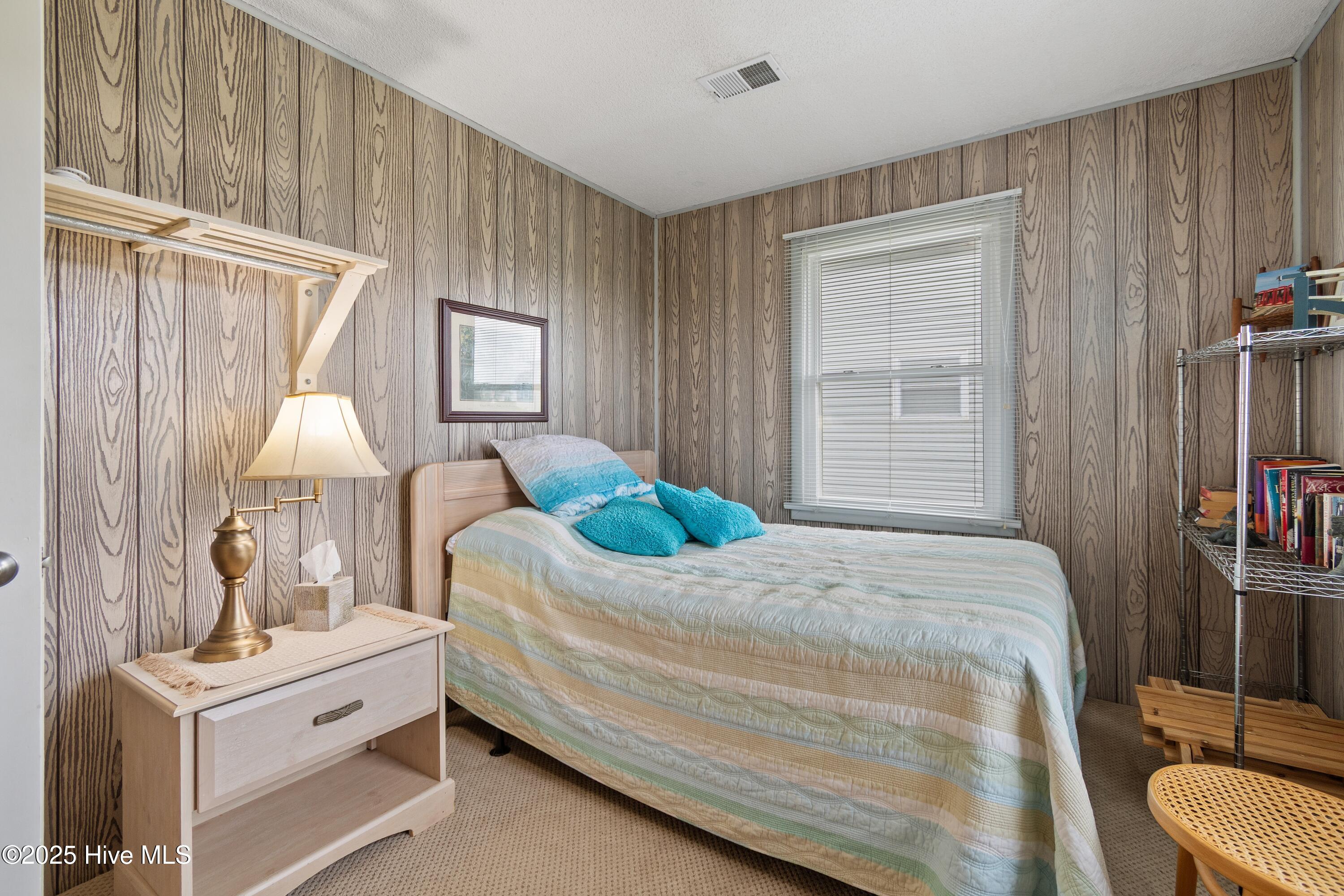 1024 Ocean Boulevard W
