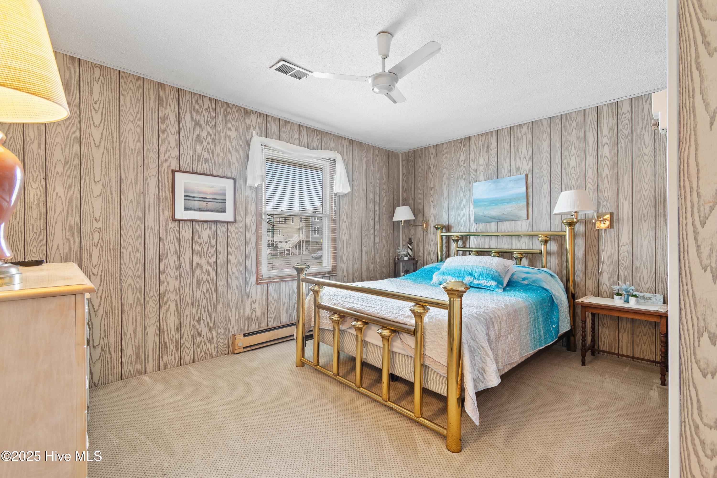 1024 Ocean Boulevard W