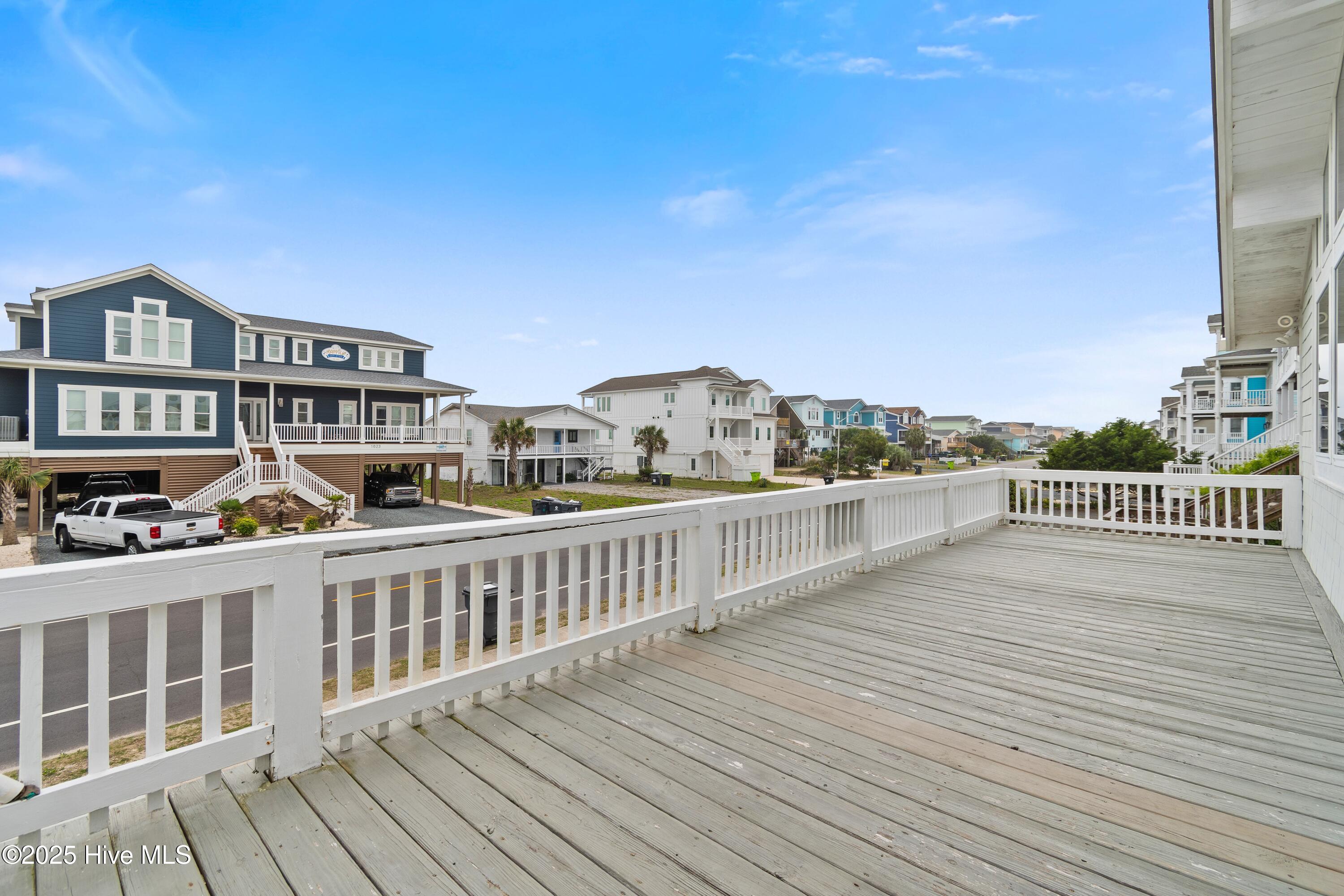 1024 Ocean Boulevard W