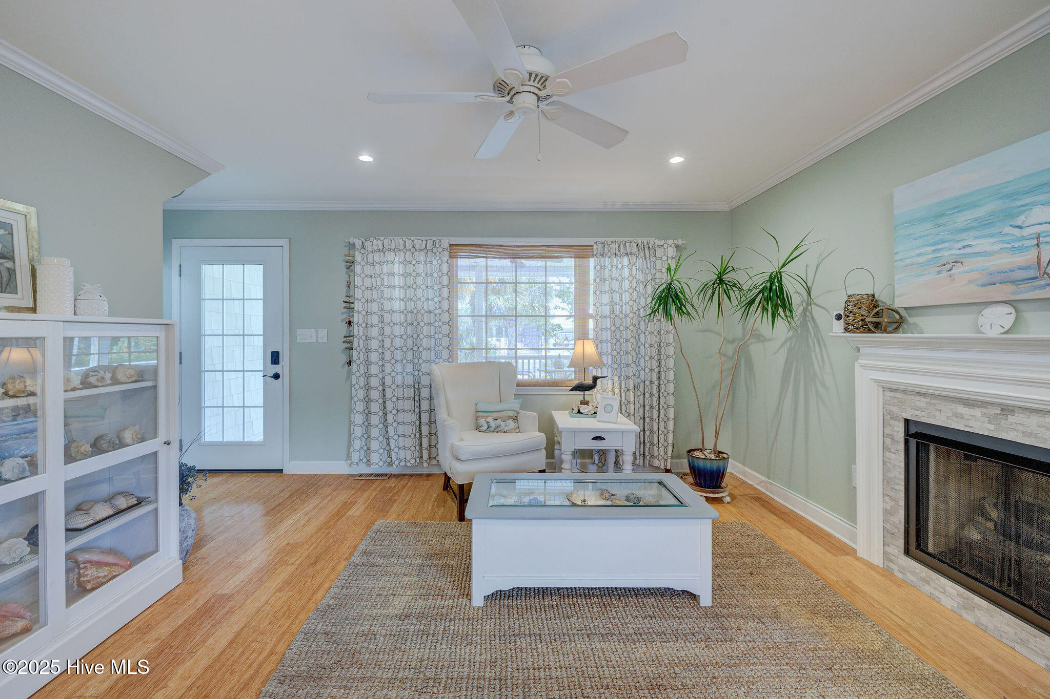 927 Riptide Lane