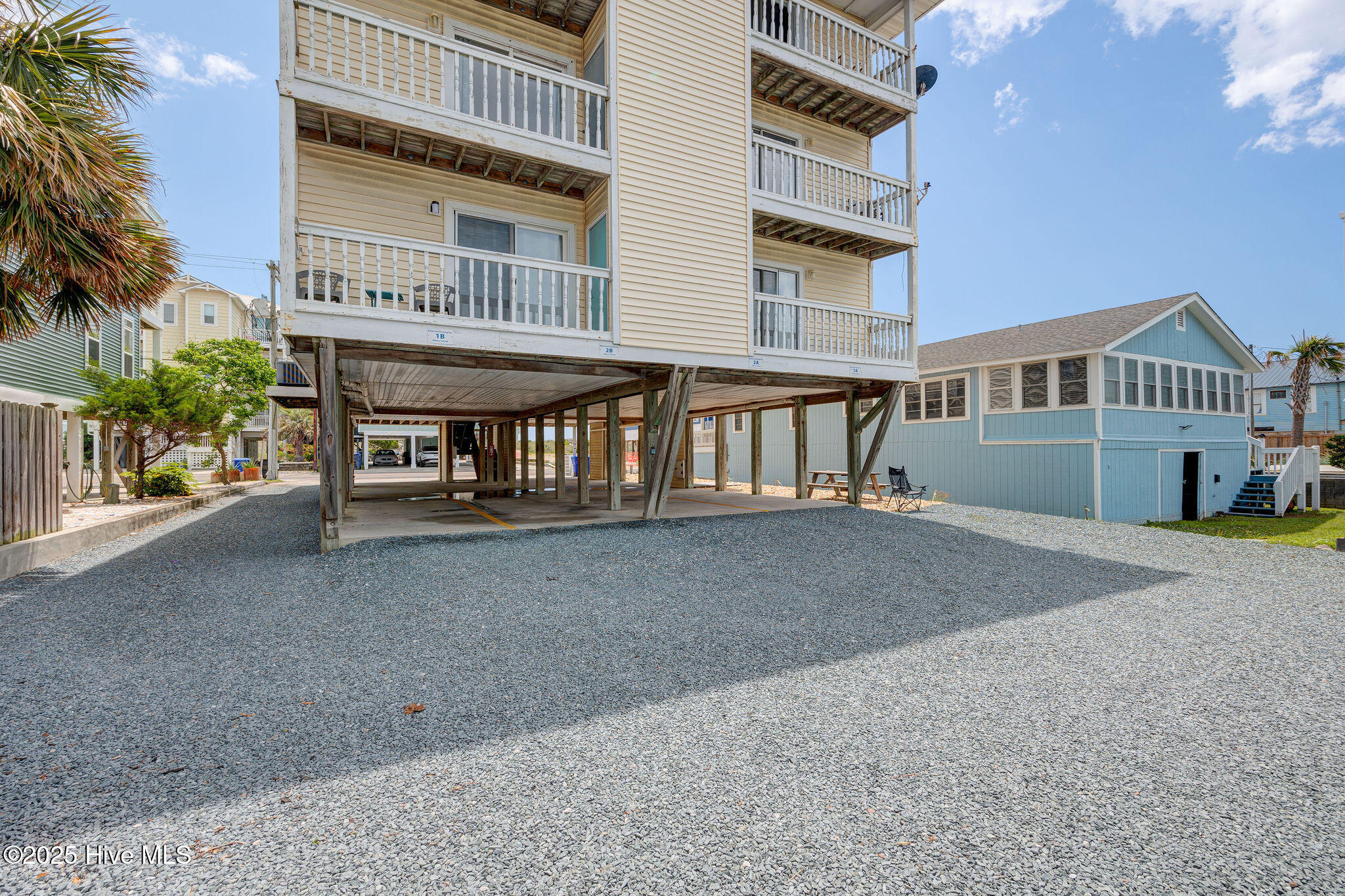 909 Carolina Beach Avenue N Unit 2b