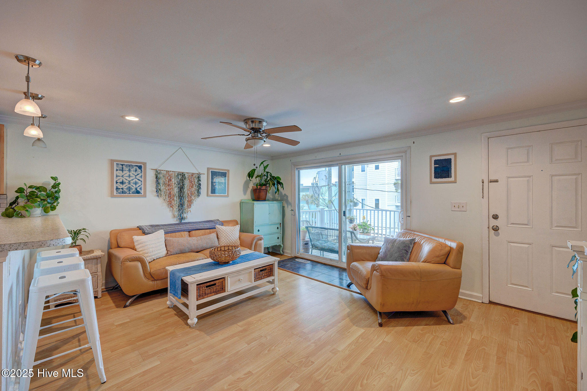 909 Carolina Beach Avenue N Unit 2b