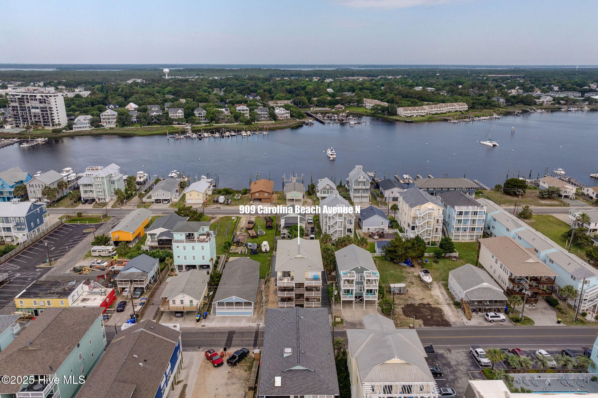 909 Carolina Beach Avenue N Unit 2b