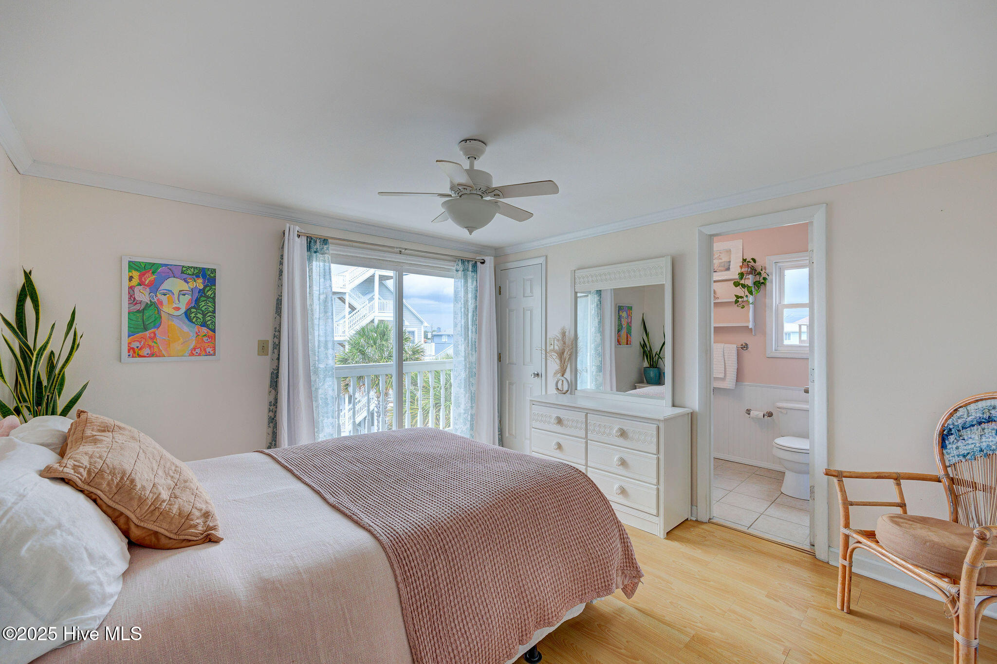 909 Carolina Beach Avenue N Unit 2b