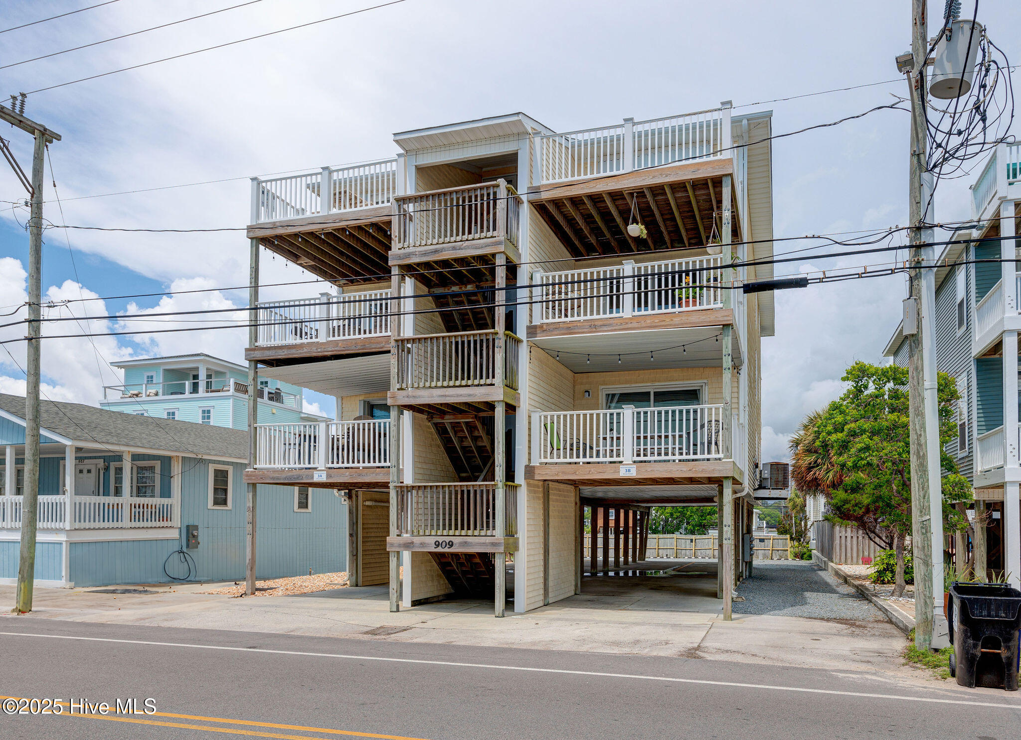 909 Carolina Beach Avenue N Unit 2b