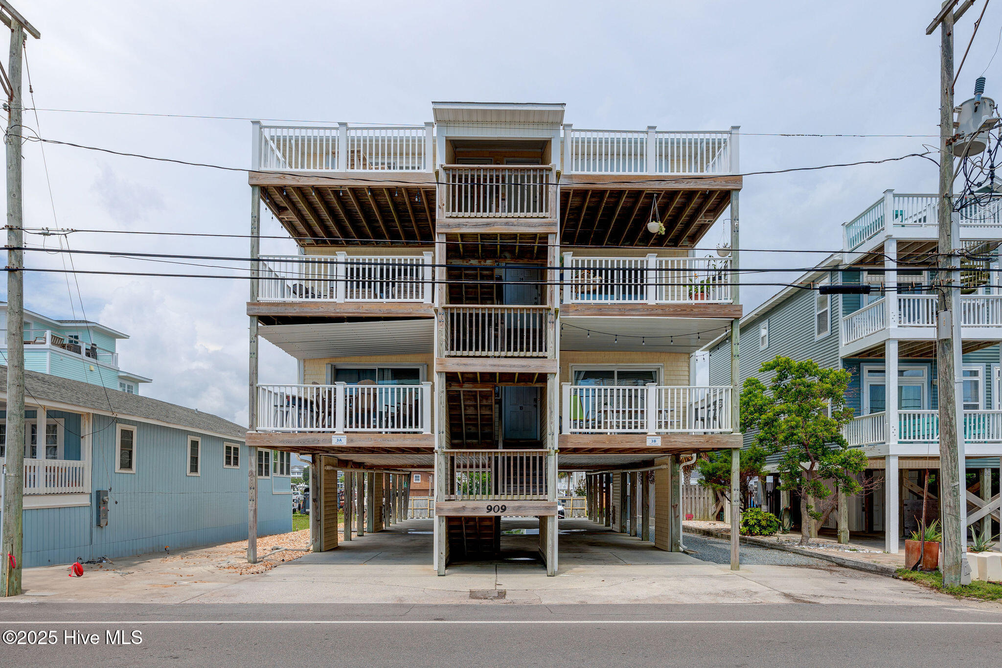 909 Carolina Beach Avenue N Unit 2b