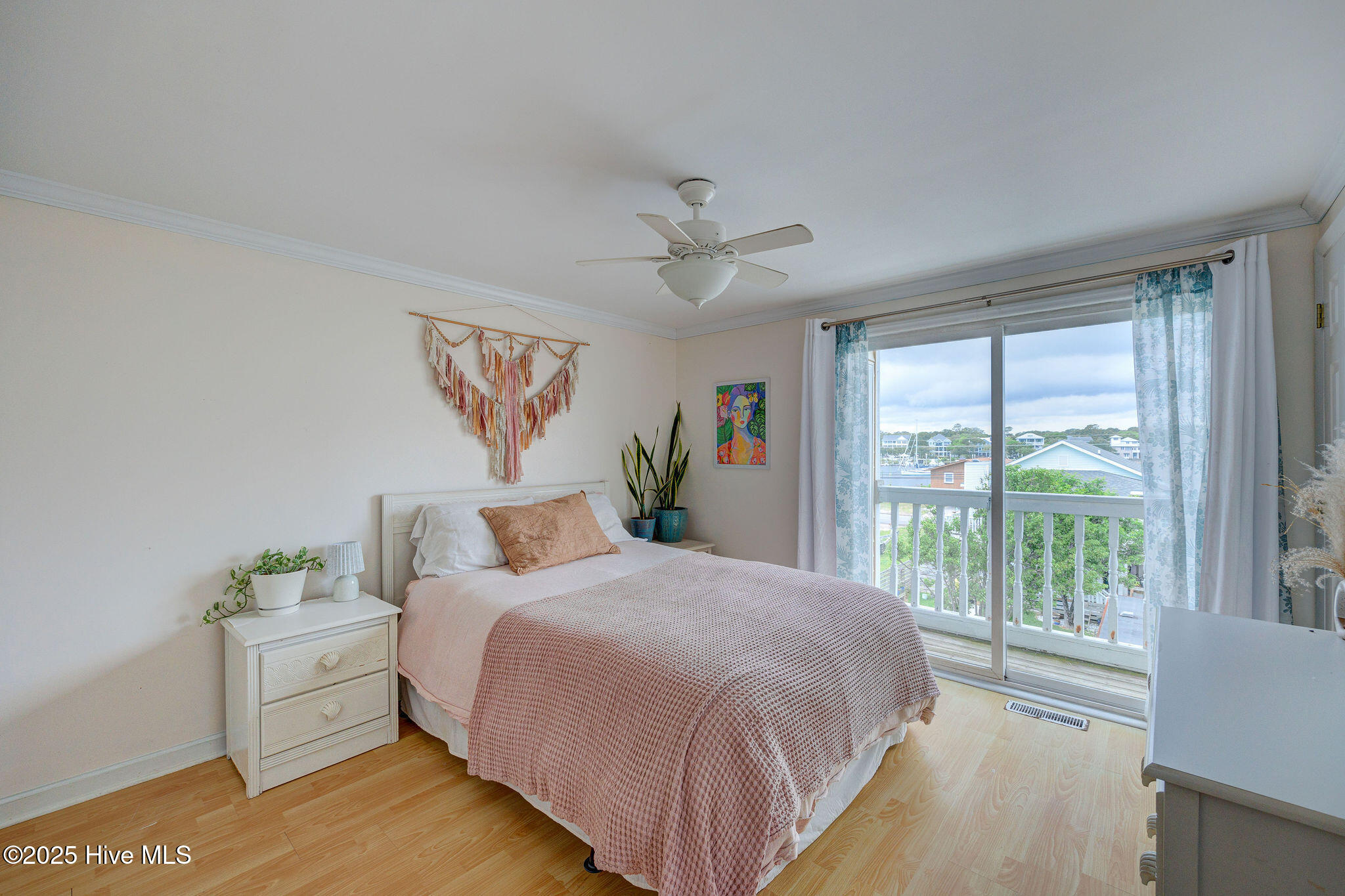 909 Carolina Beach Avenue N Unit 2b