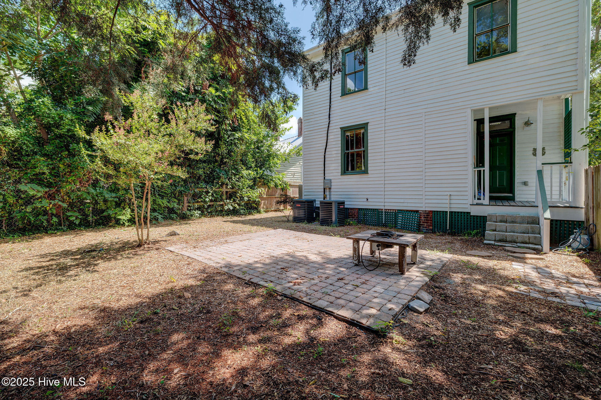 305 Mcrae Street