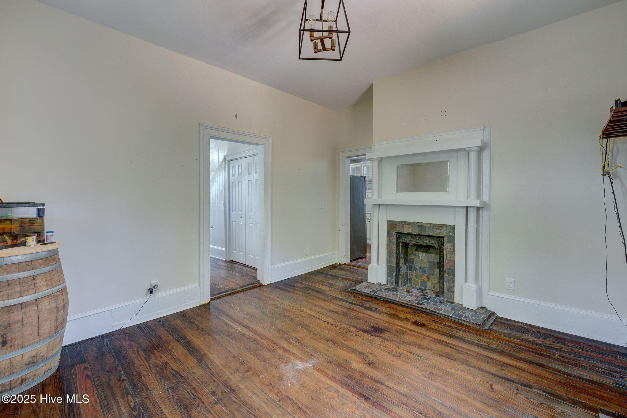 305 Mcrae Street