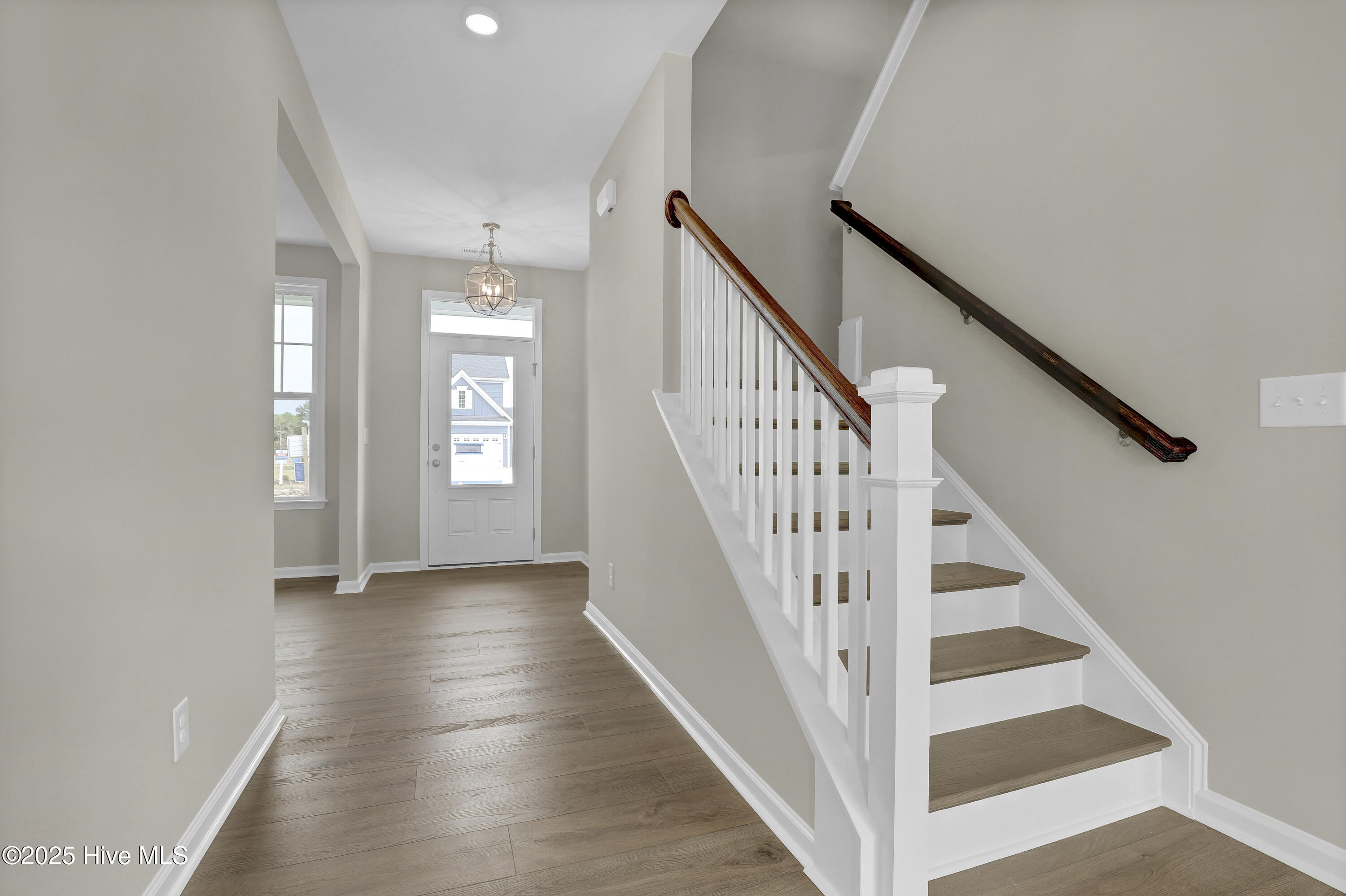 230 Planters Walk