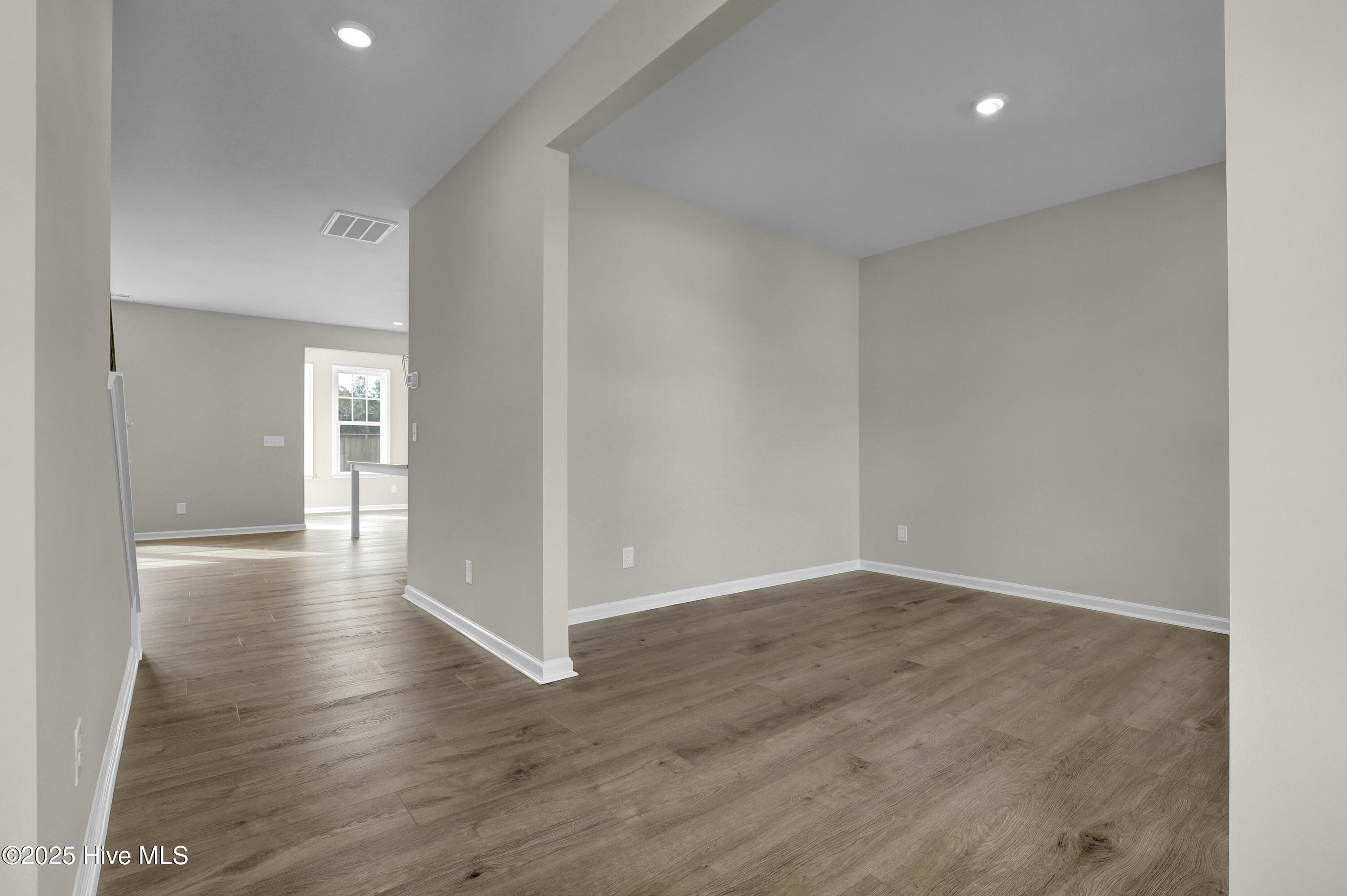 230 Planters Walk