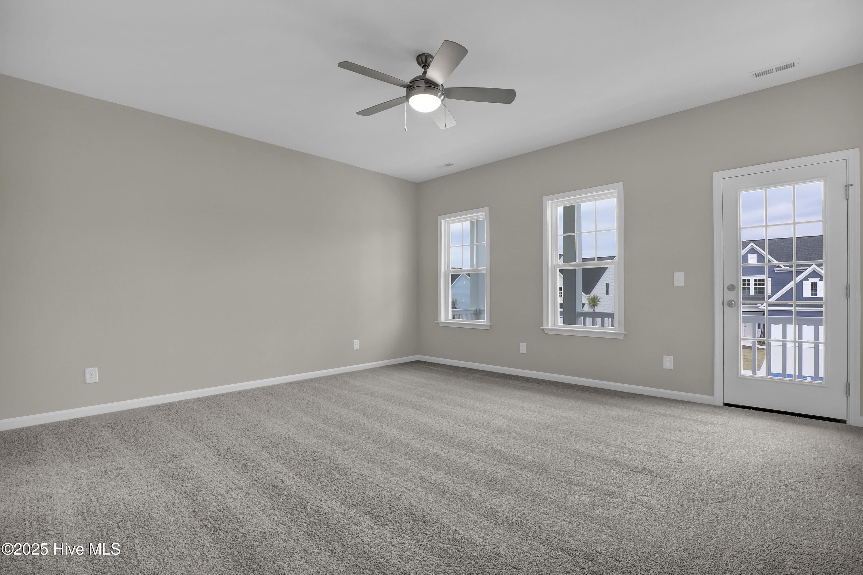230 Planters Walk