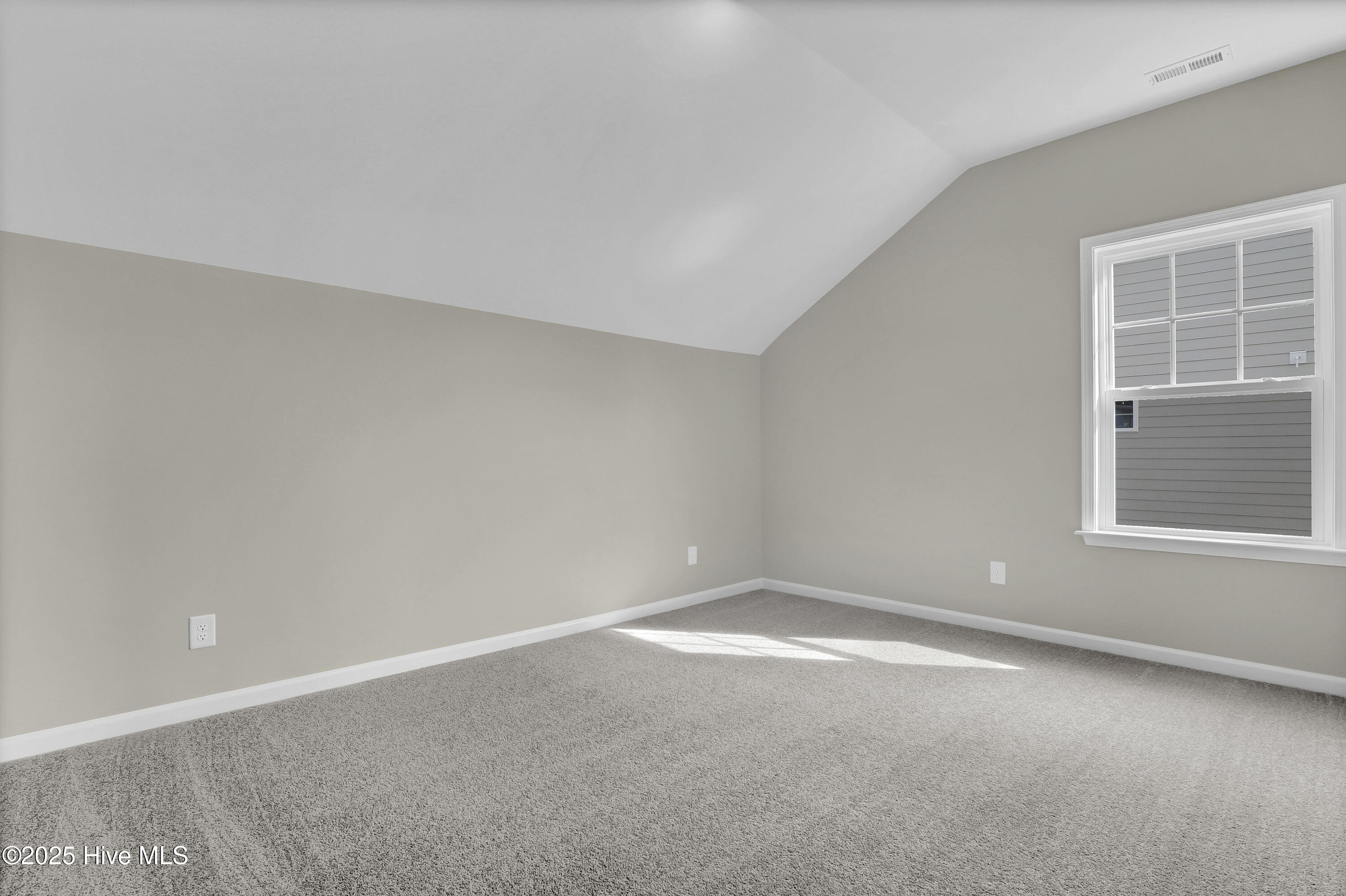 230 Planters Walk
