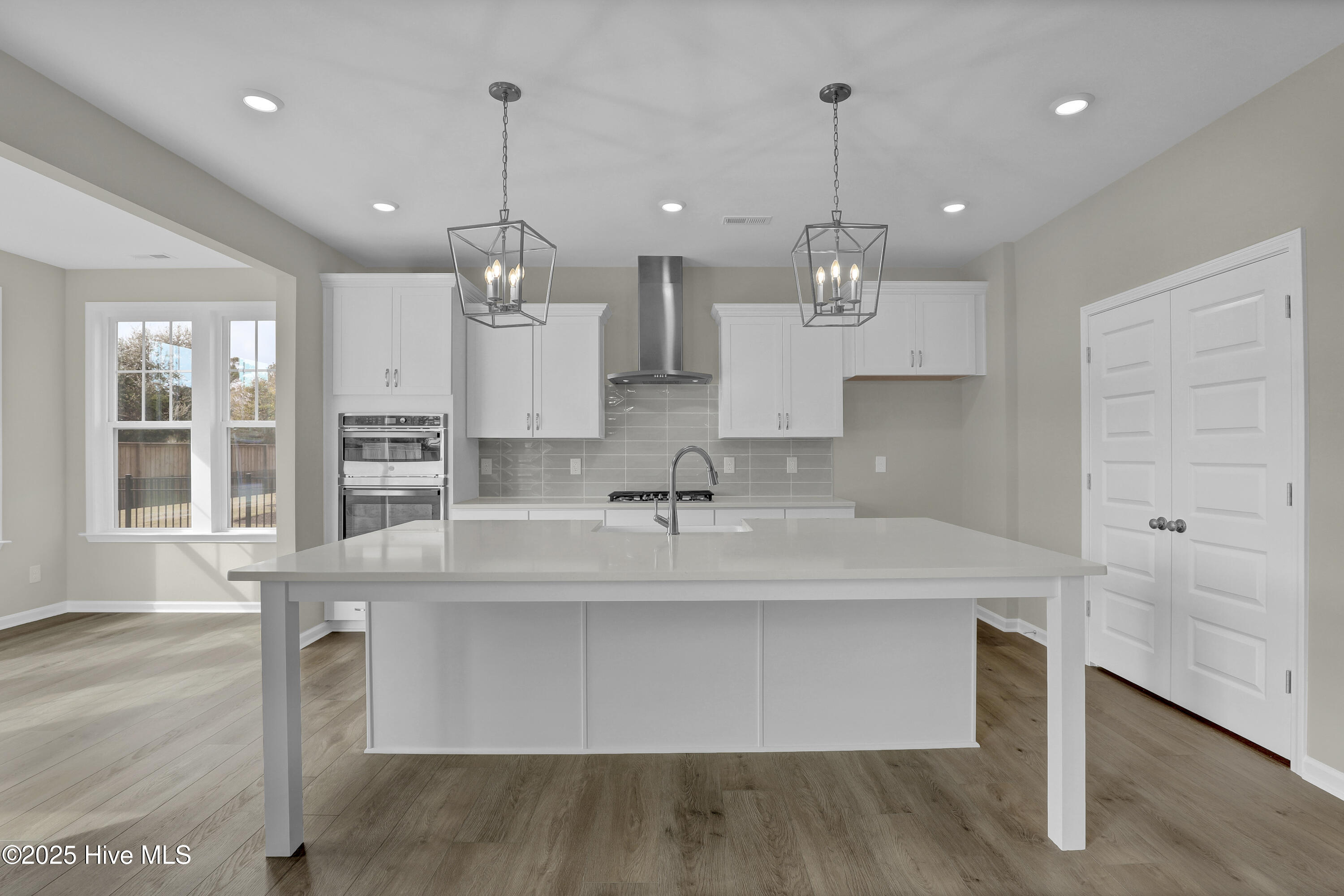 230 Planters Walk