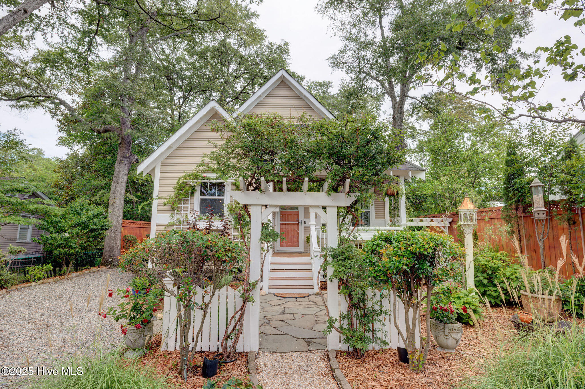 2039 Jefferson Street