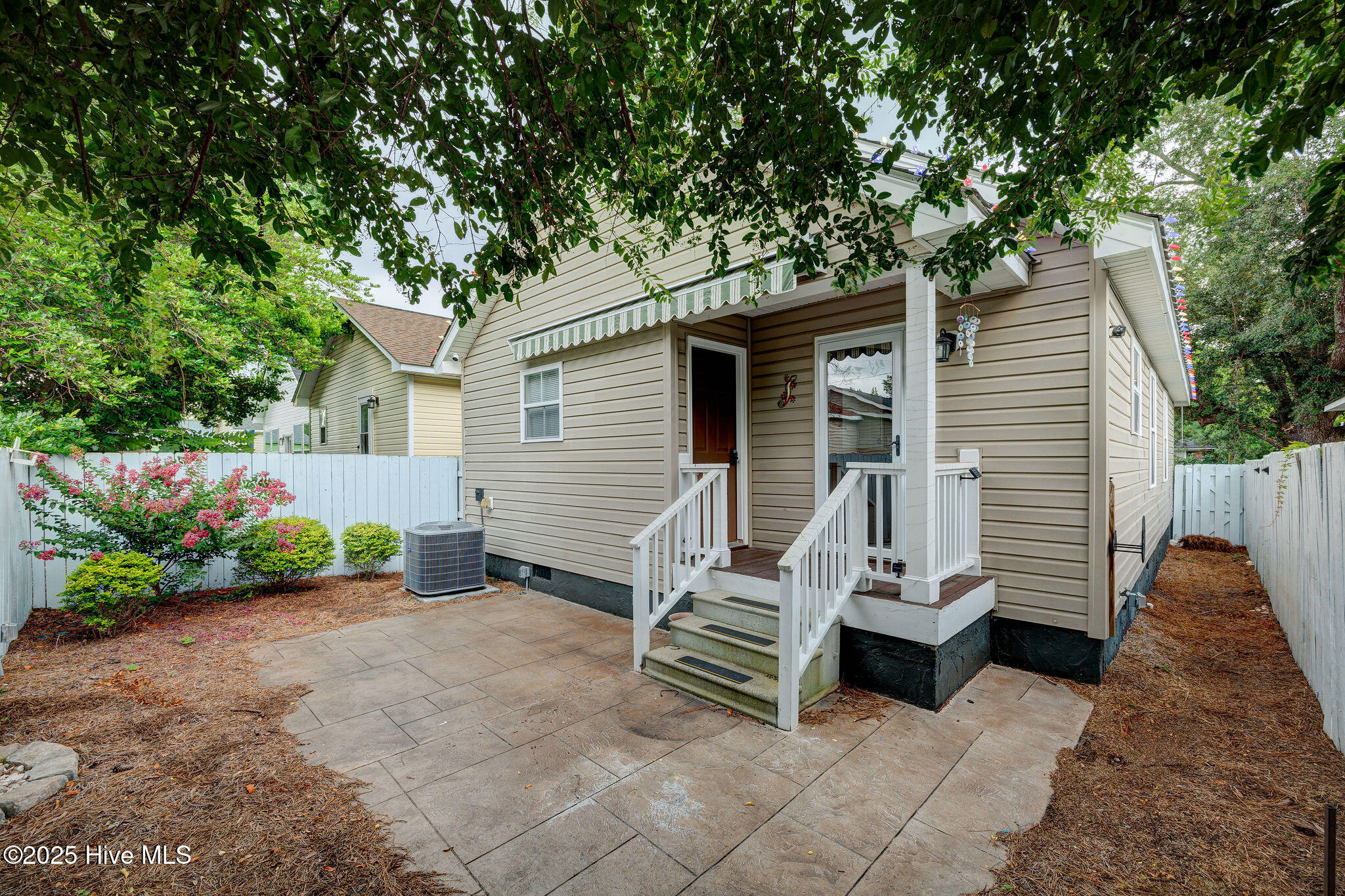 212 S 11th Street