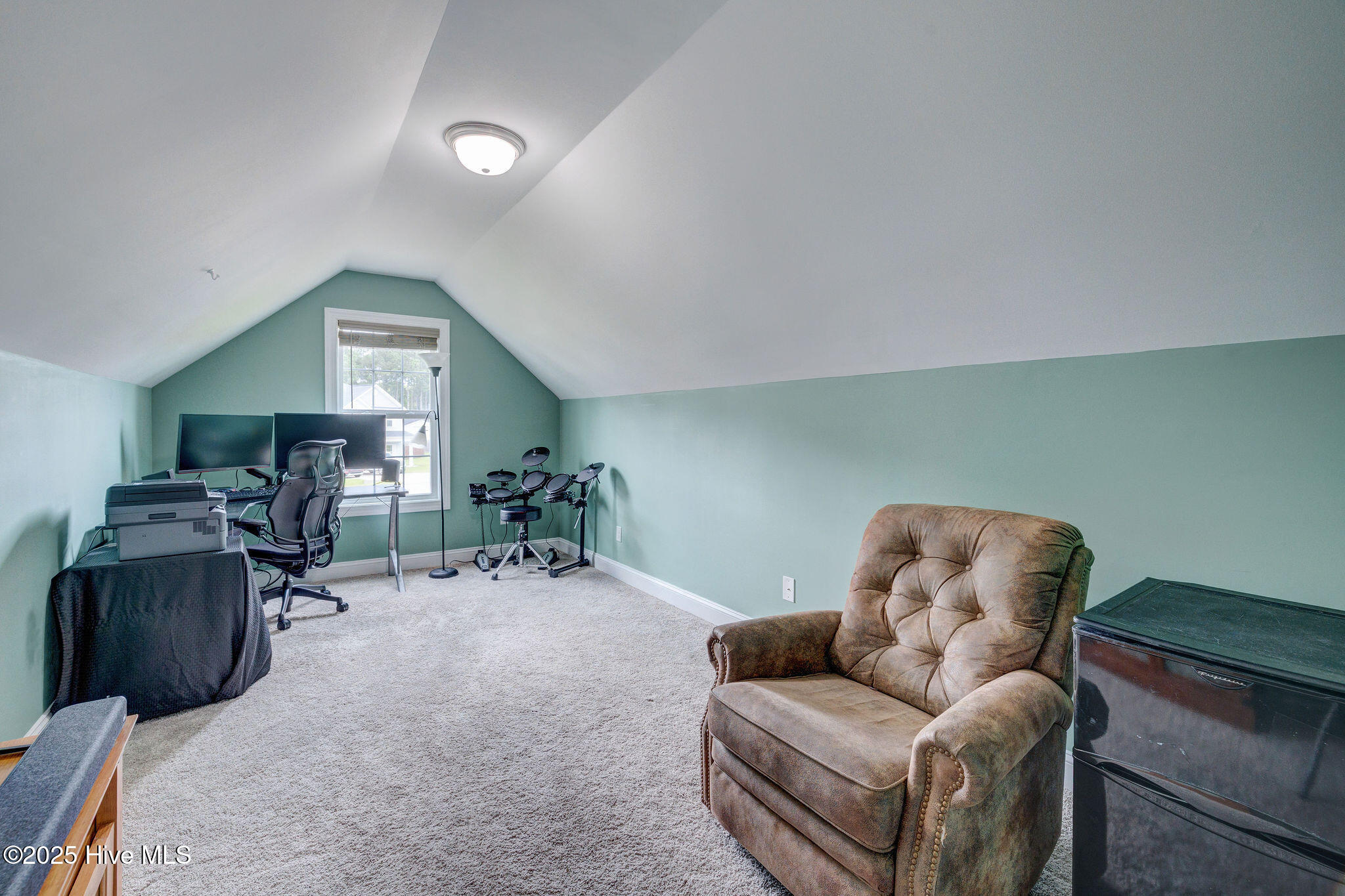 467 W Huckleberry Way