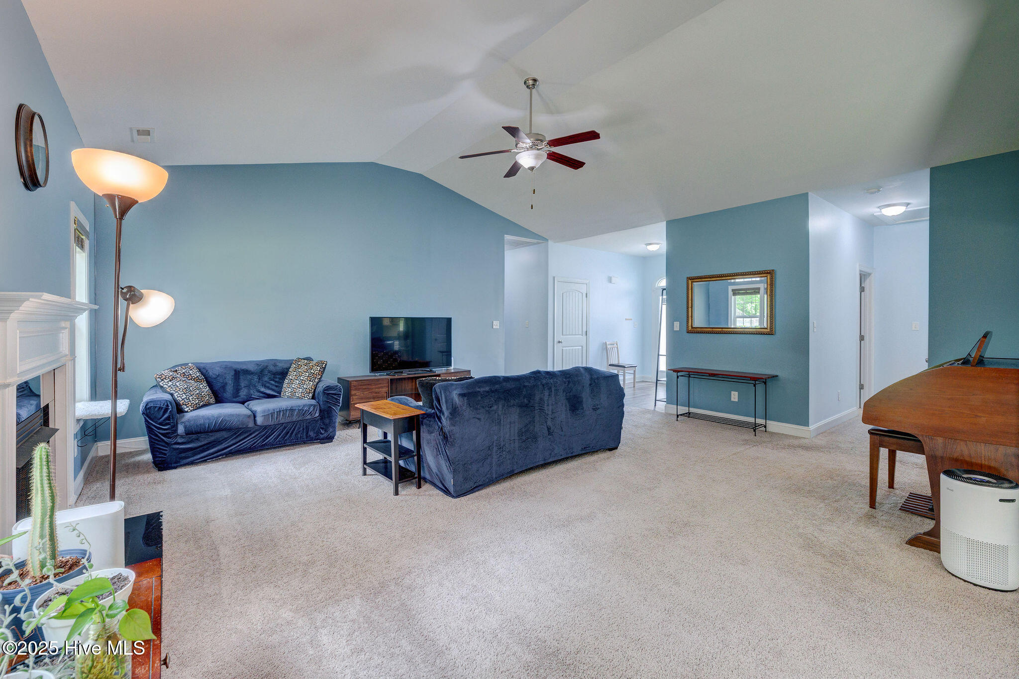 467 W Huckleberry Way