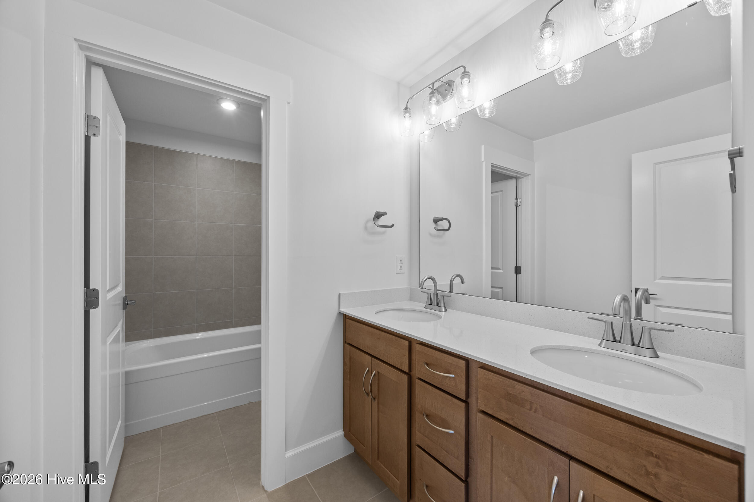 5014 Coastal Plain Point 64