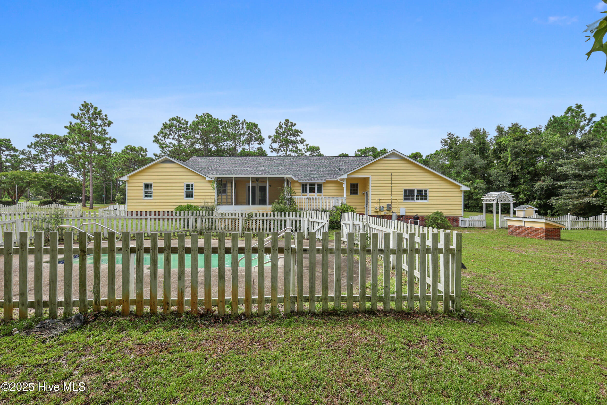 123 Royal Fern Road