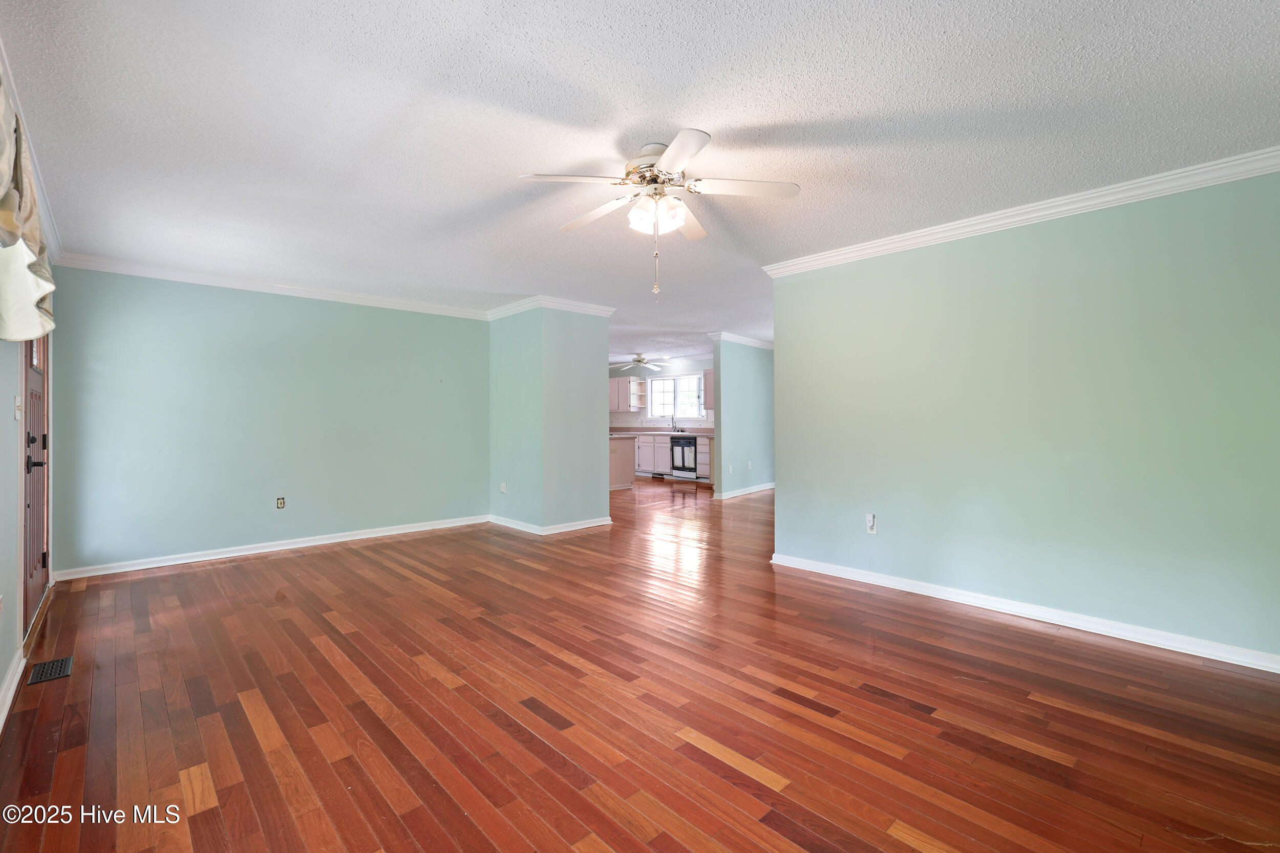 123 Royal Fern Road