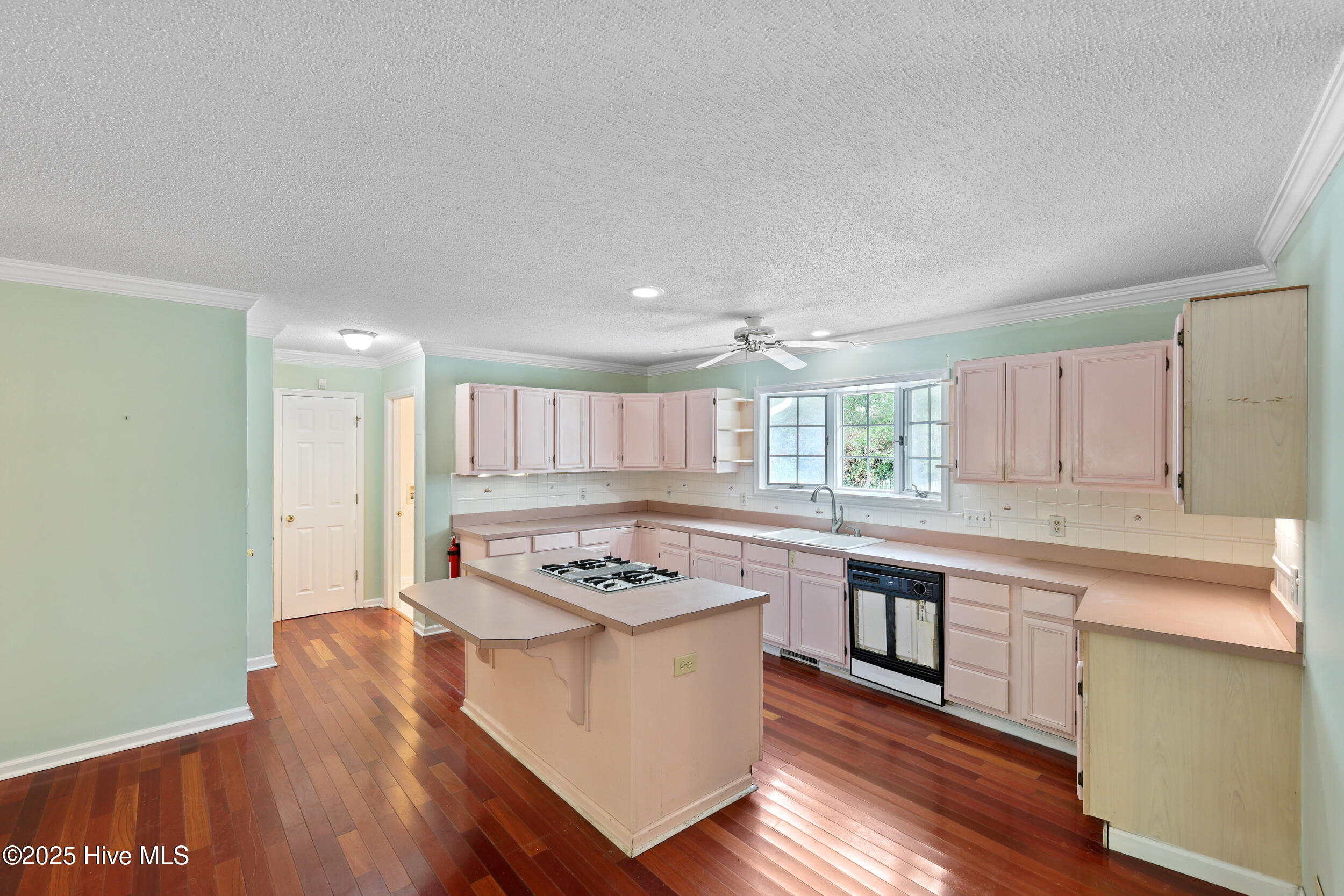 123 Royal Fern Road
