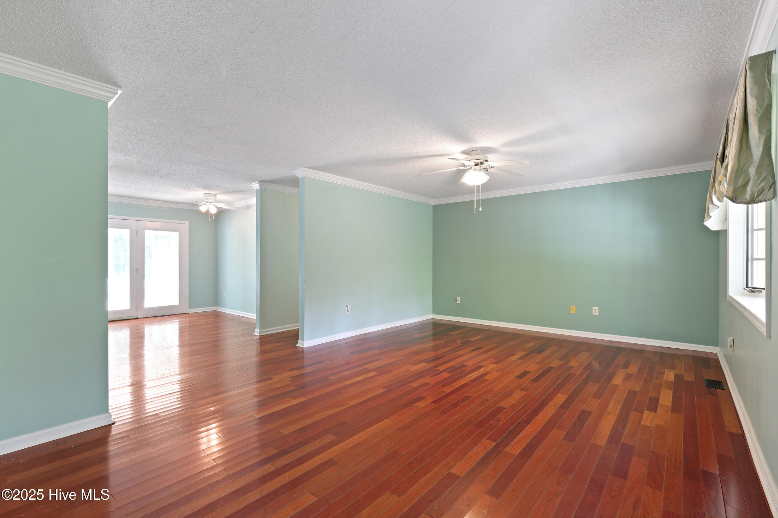 123 Royal Fern Road