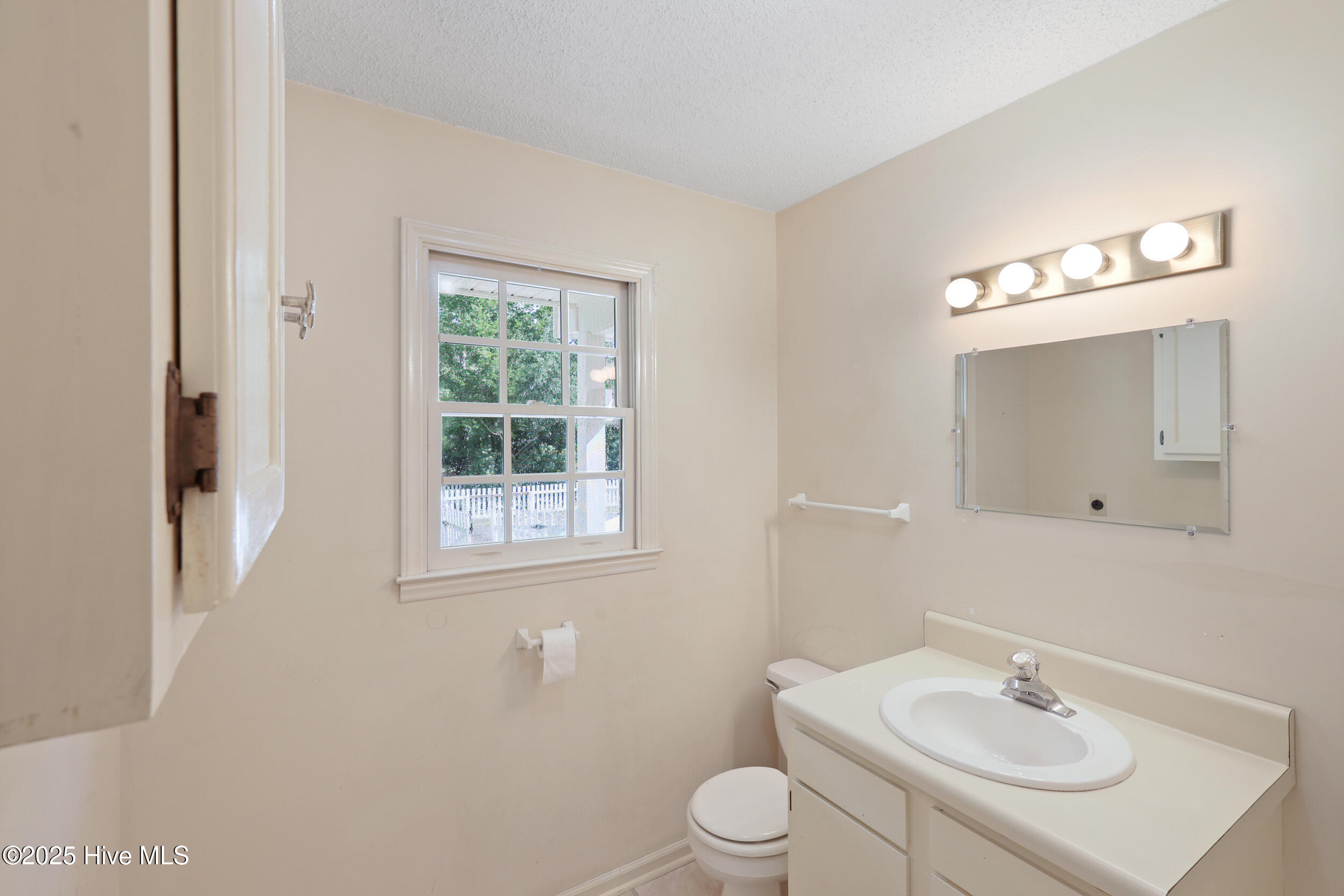 123 Royal Fern Road