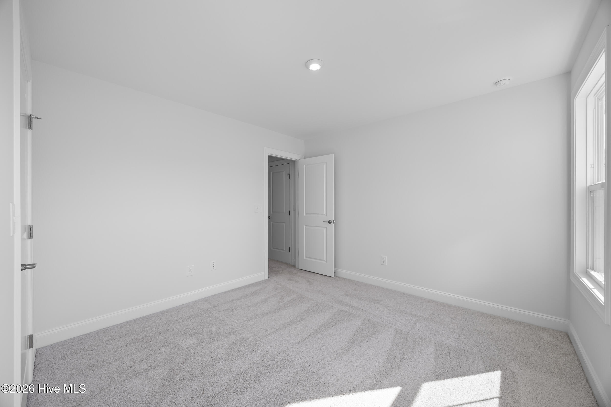 4008 Smoked Maple Drive 62