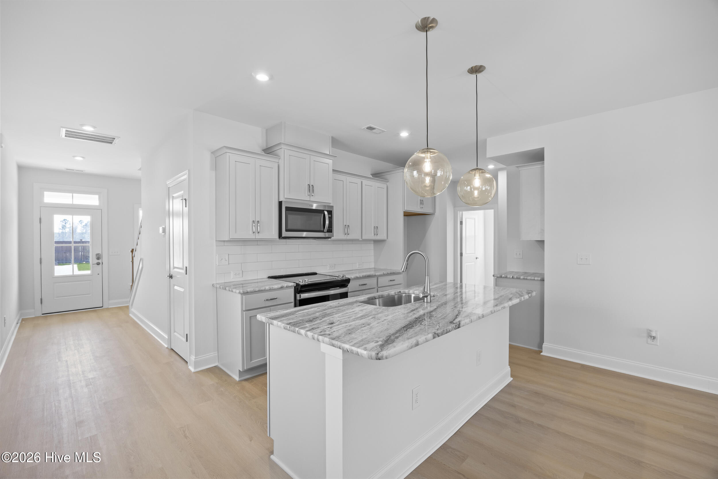 4008 Smoked Maple Drive 62