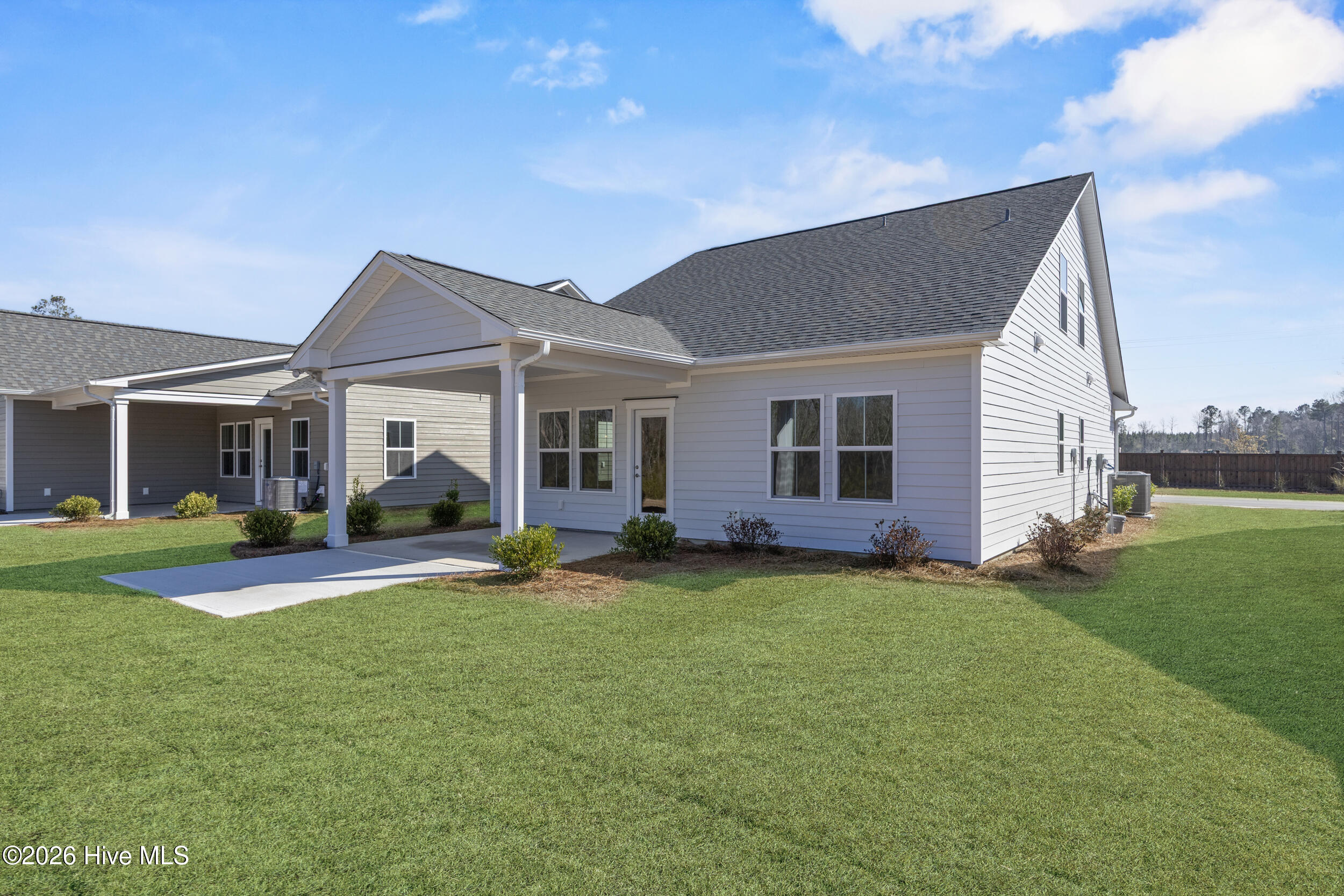 4008 Smoked Maple Drive 62