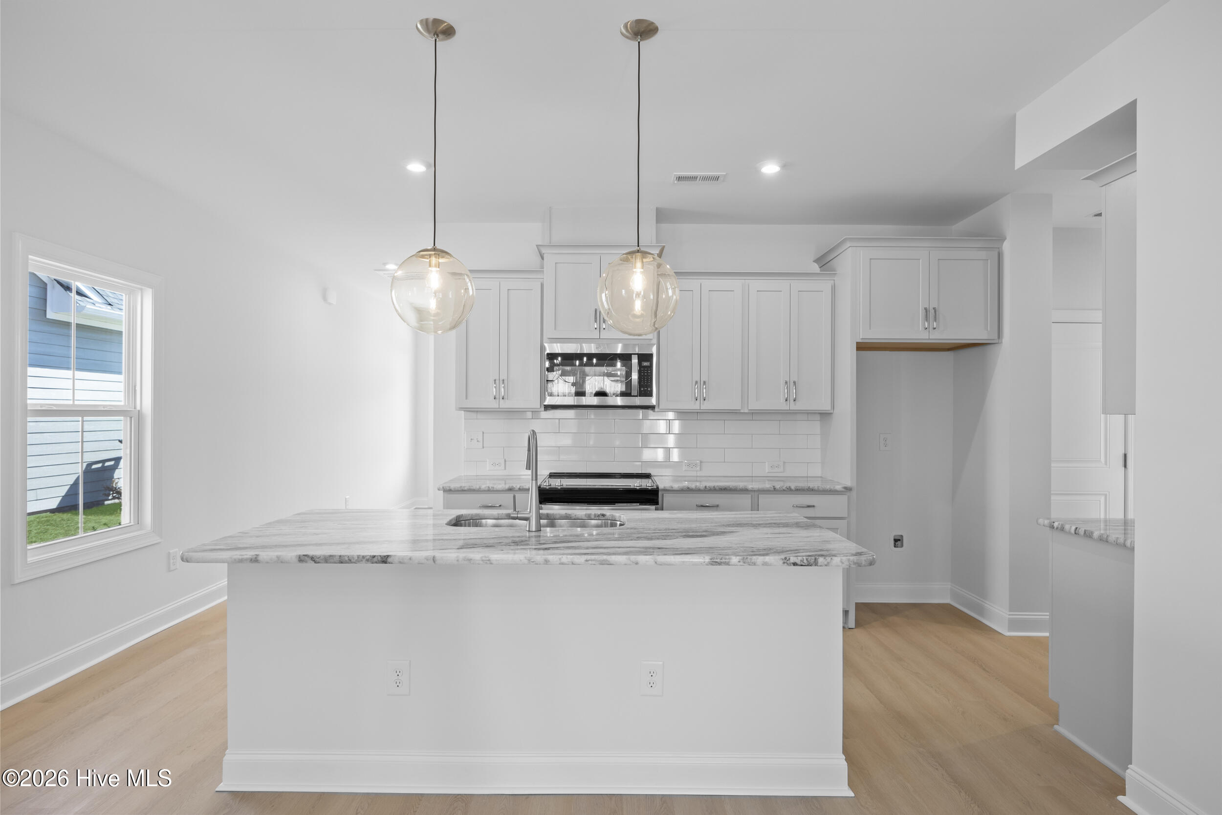 4008 Smoked Maple Drive 62