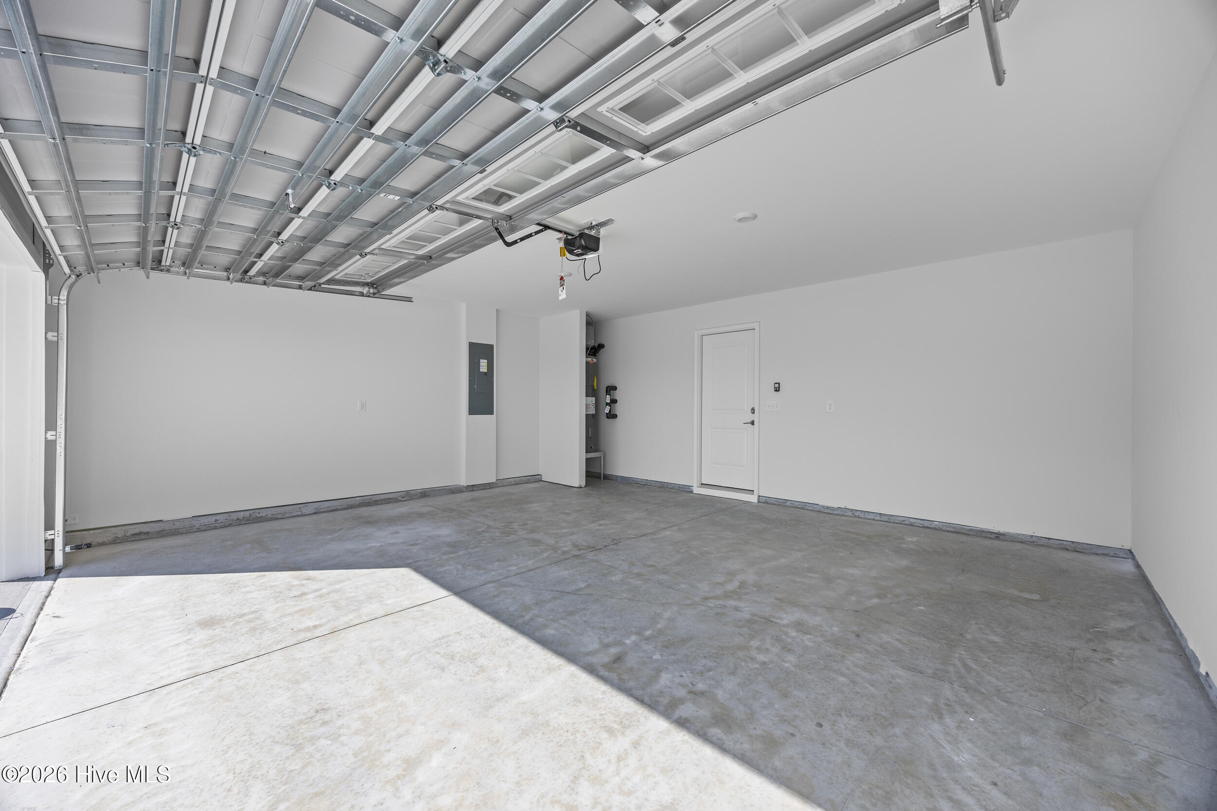 4008 Smoked Maple Drive 62