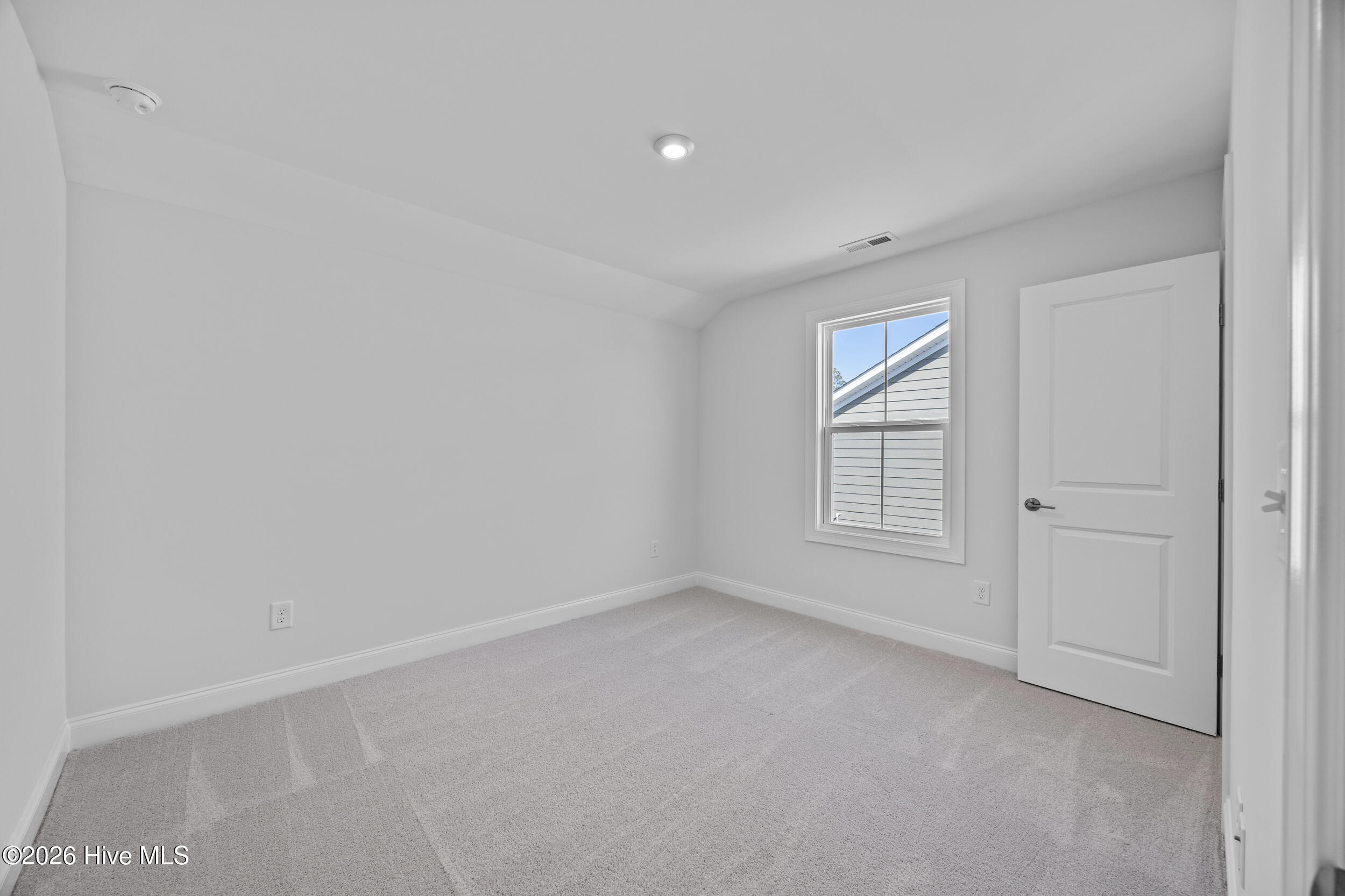 4008 Smoked Maple Drive 62