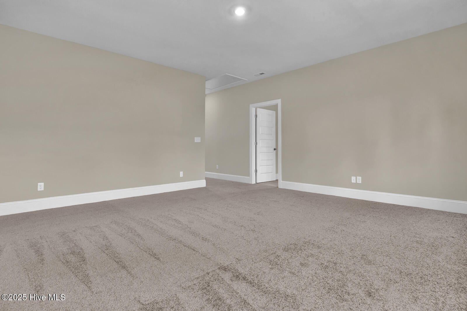 6833 Fellowship Drive Drive