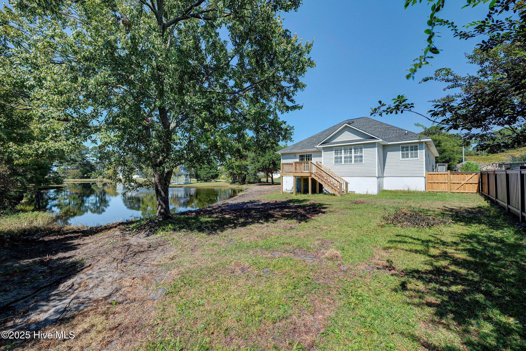 218 Rouen Court