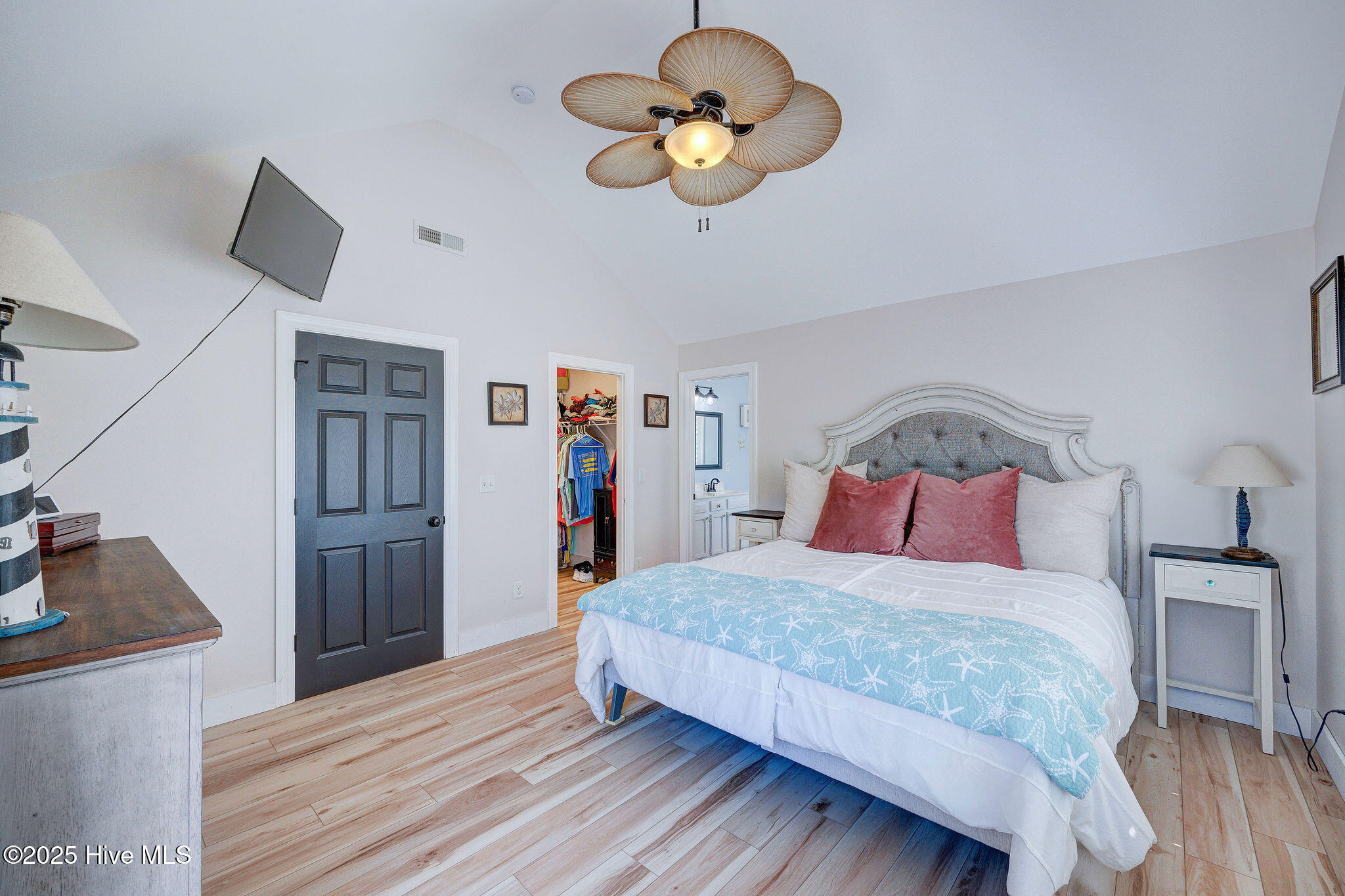 218 Rouen Court