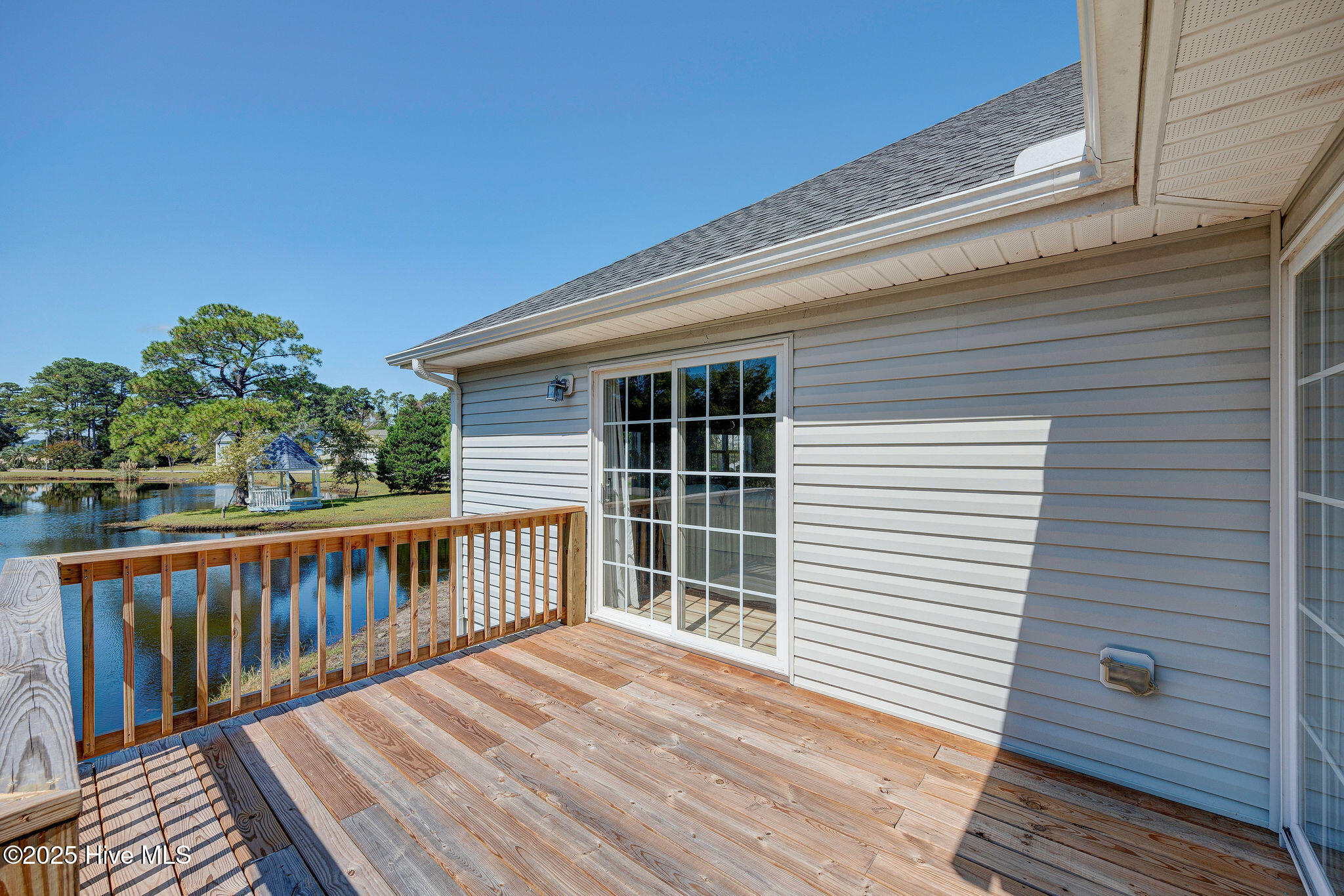 218 Rouen Court