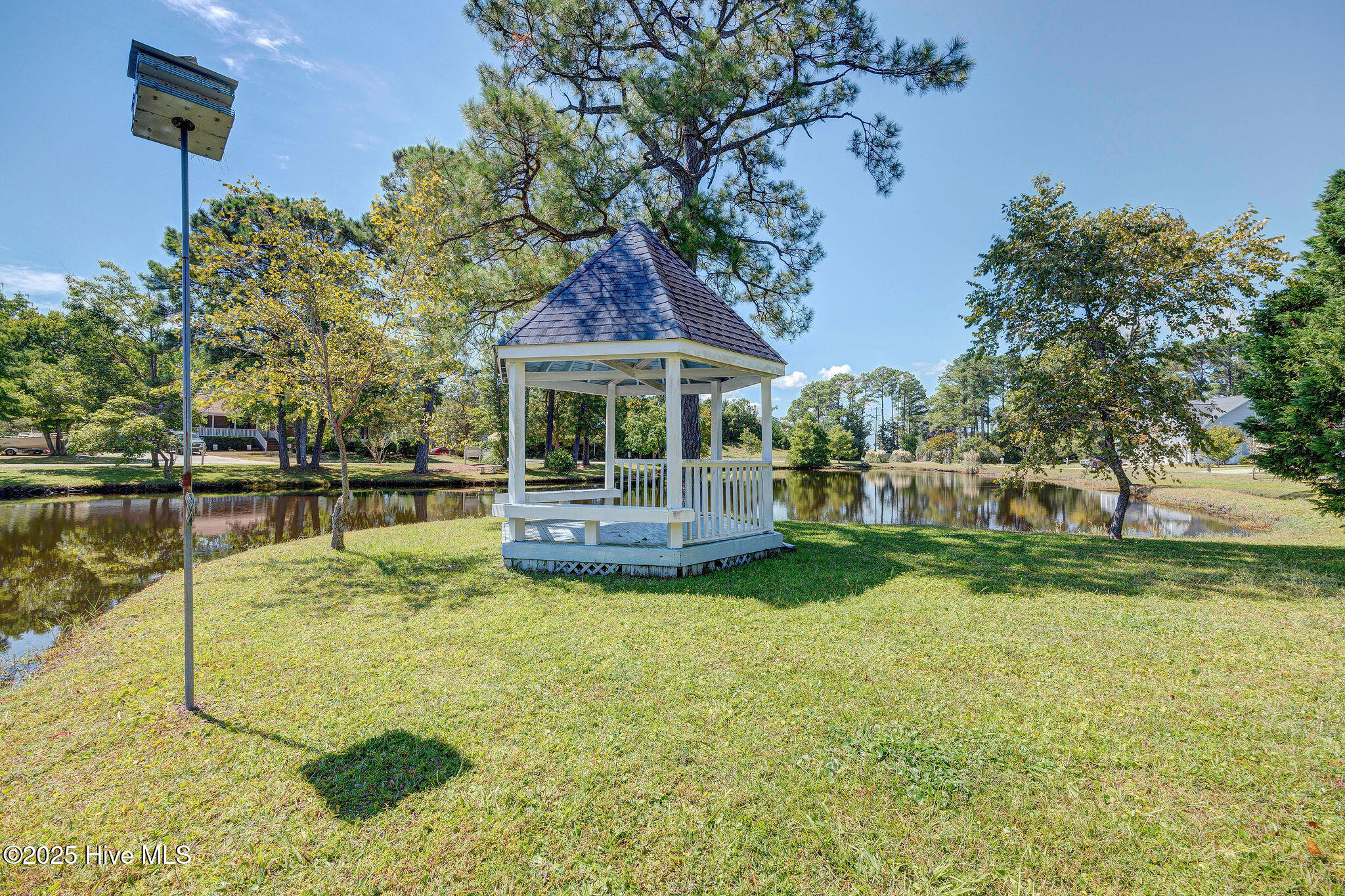 218 Rouen Court