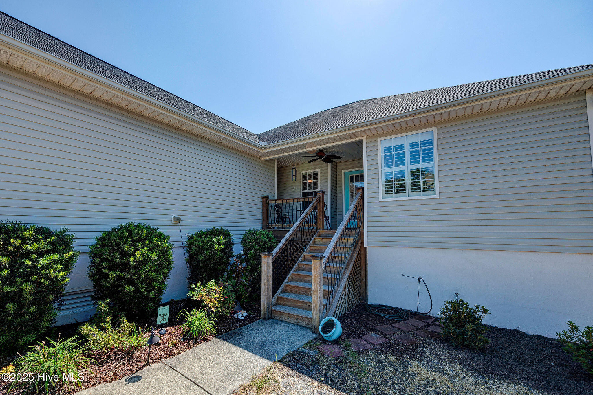 218 Rouen Court