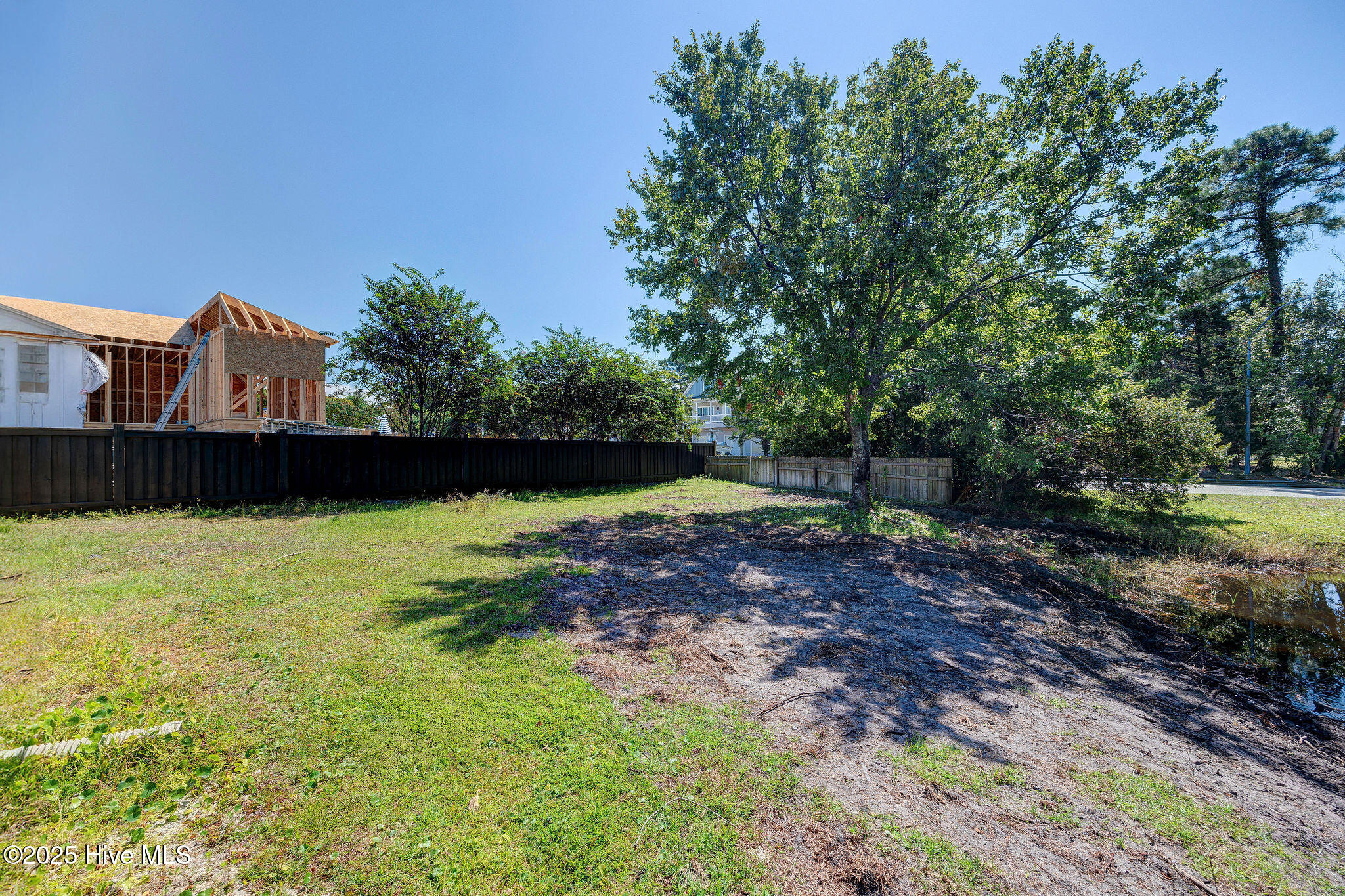 218 Rouen Court