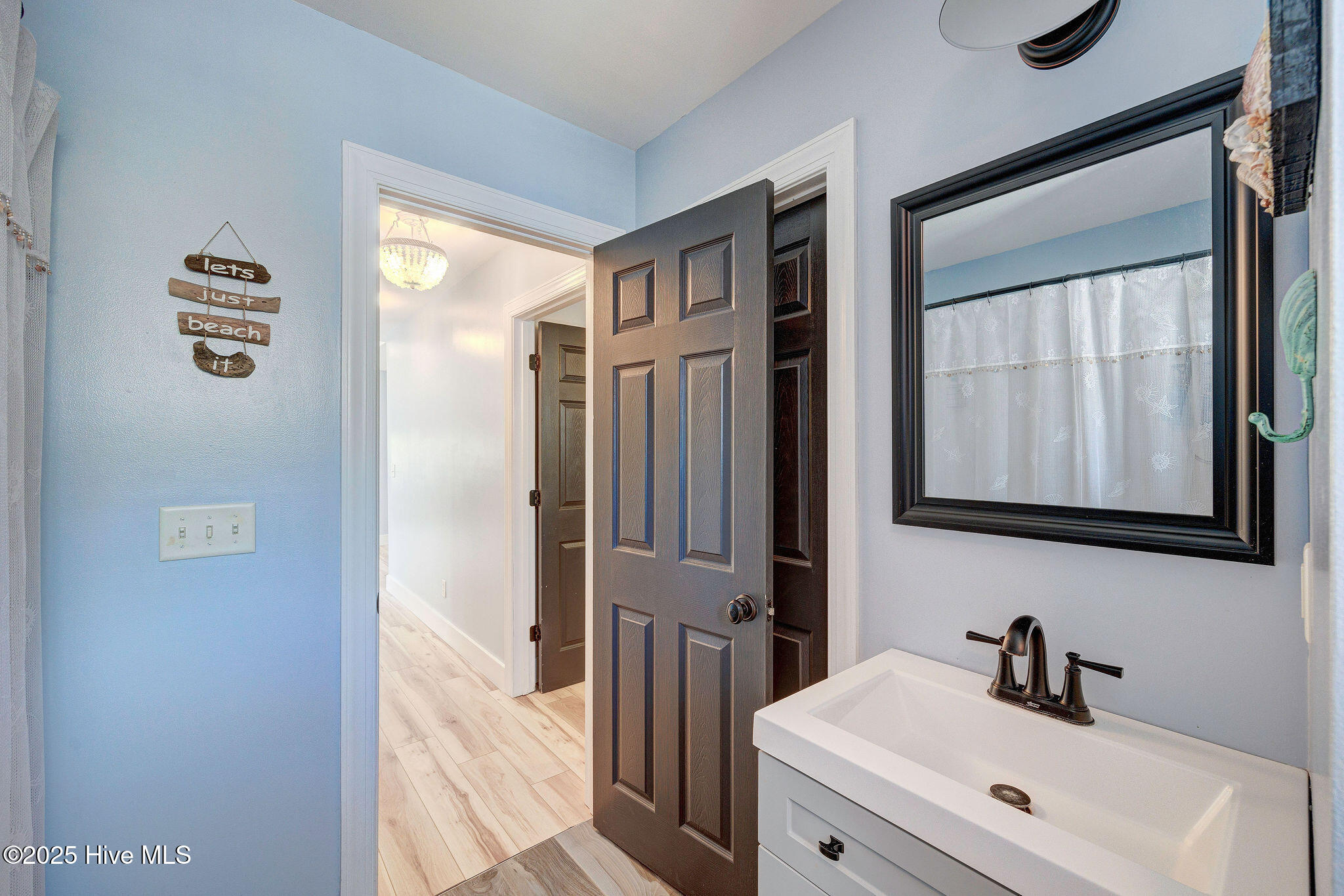 218 Rouen Court