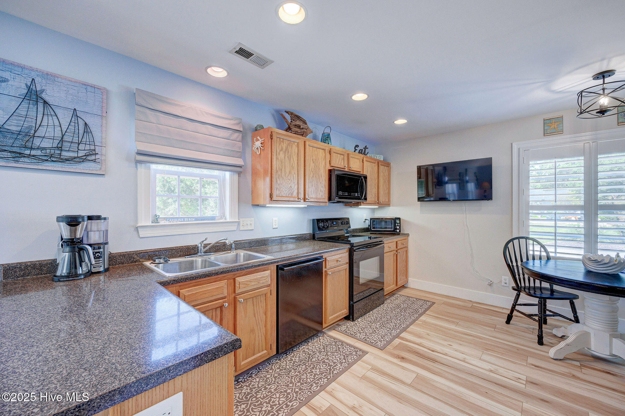218 Rouen Court