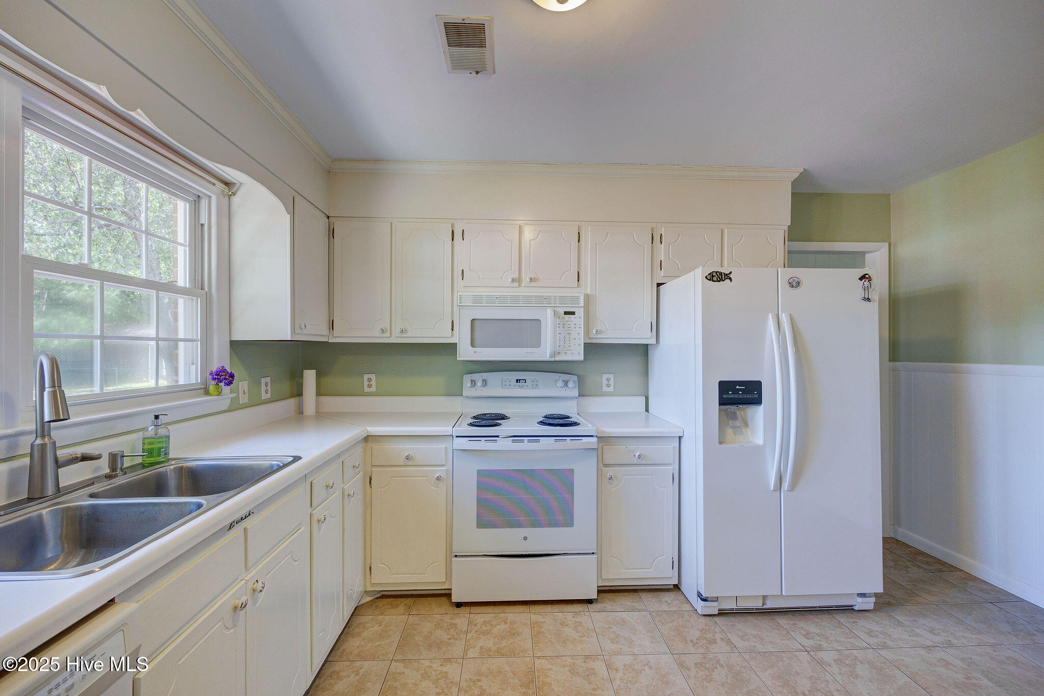 736 Kelly Road