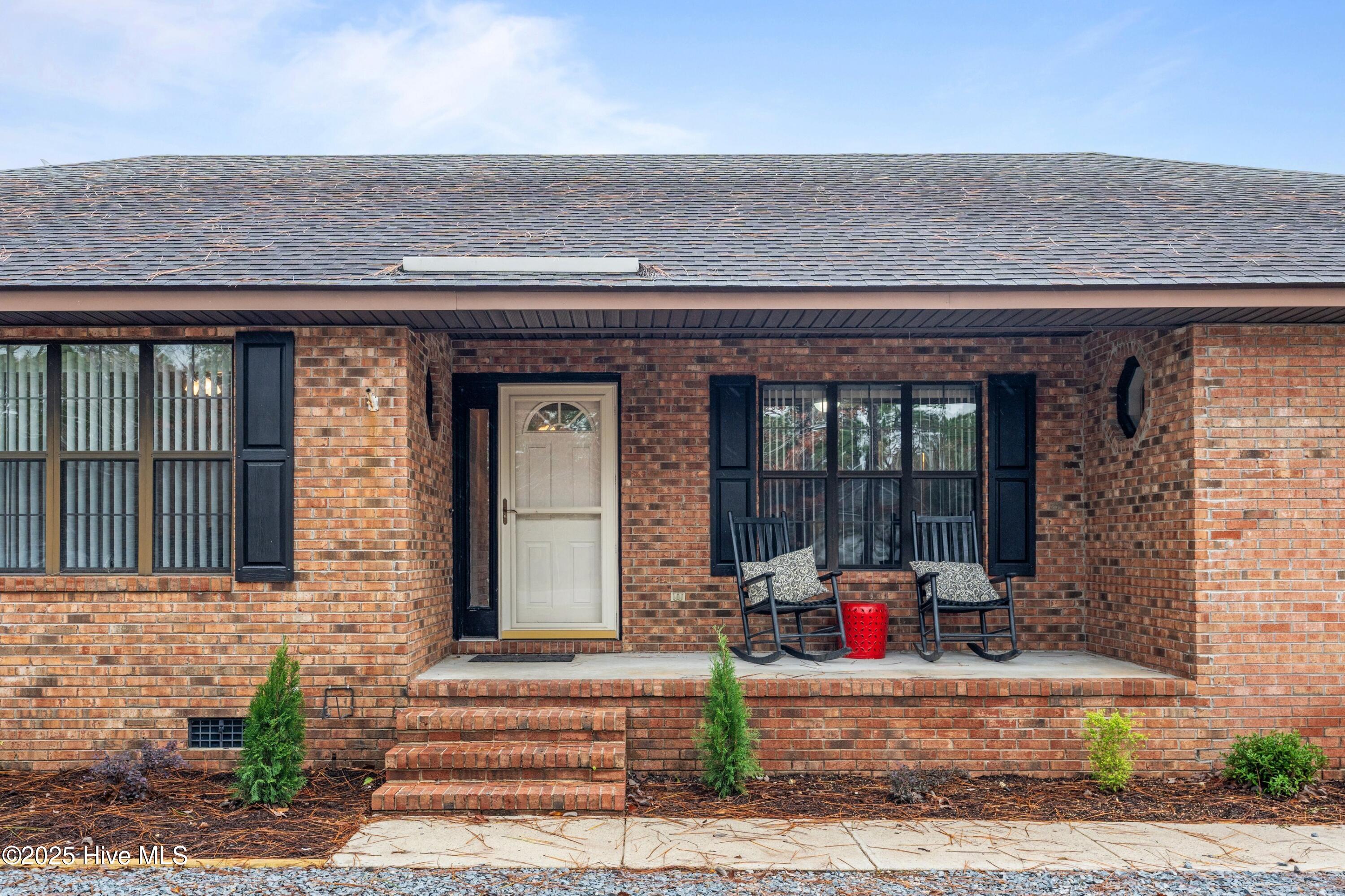 949 Eden Drive