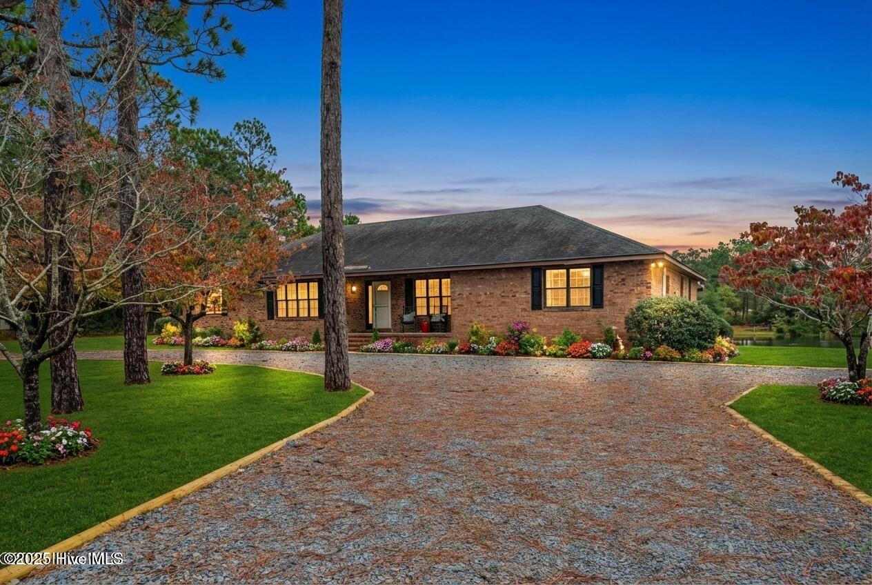 949 Eden Drive