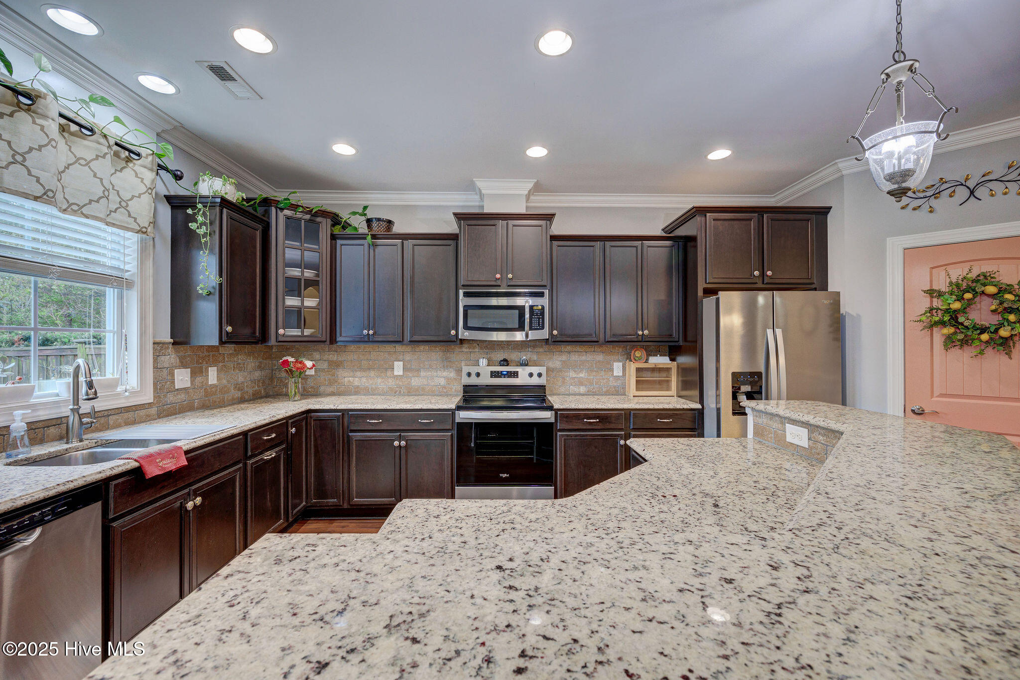 6116 Tarin Road