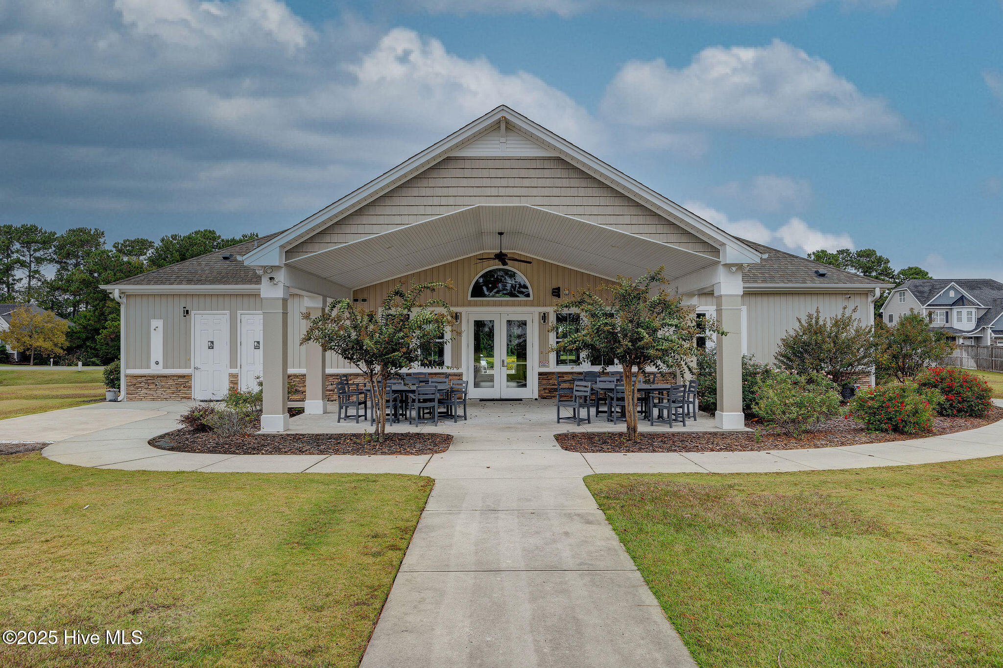 6116 Tarin Road