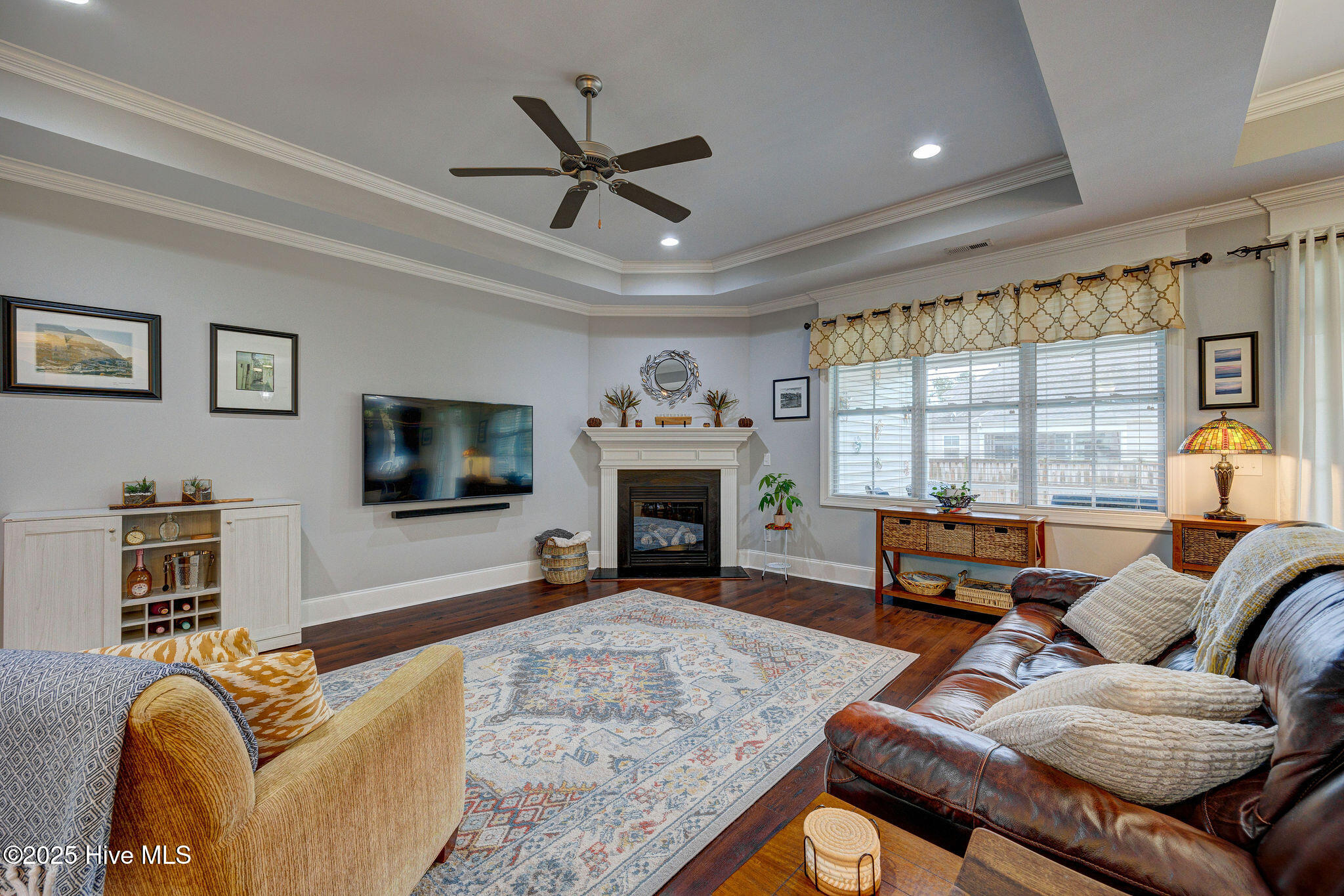 6116 Tarin Road