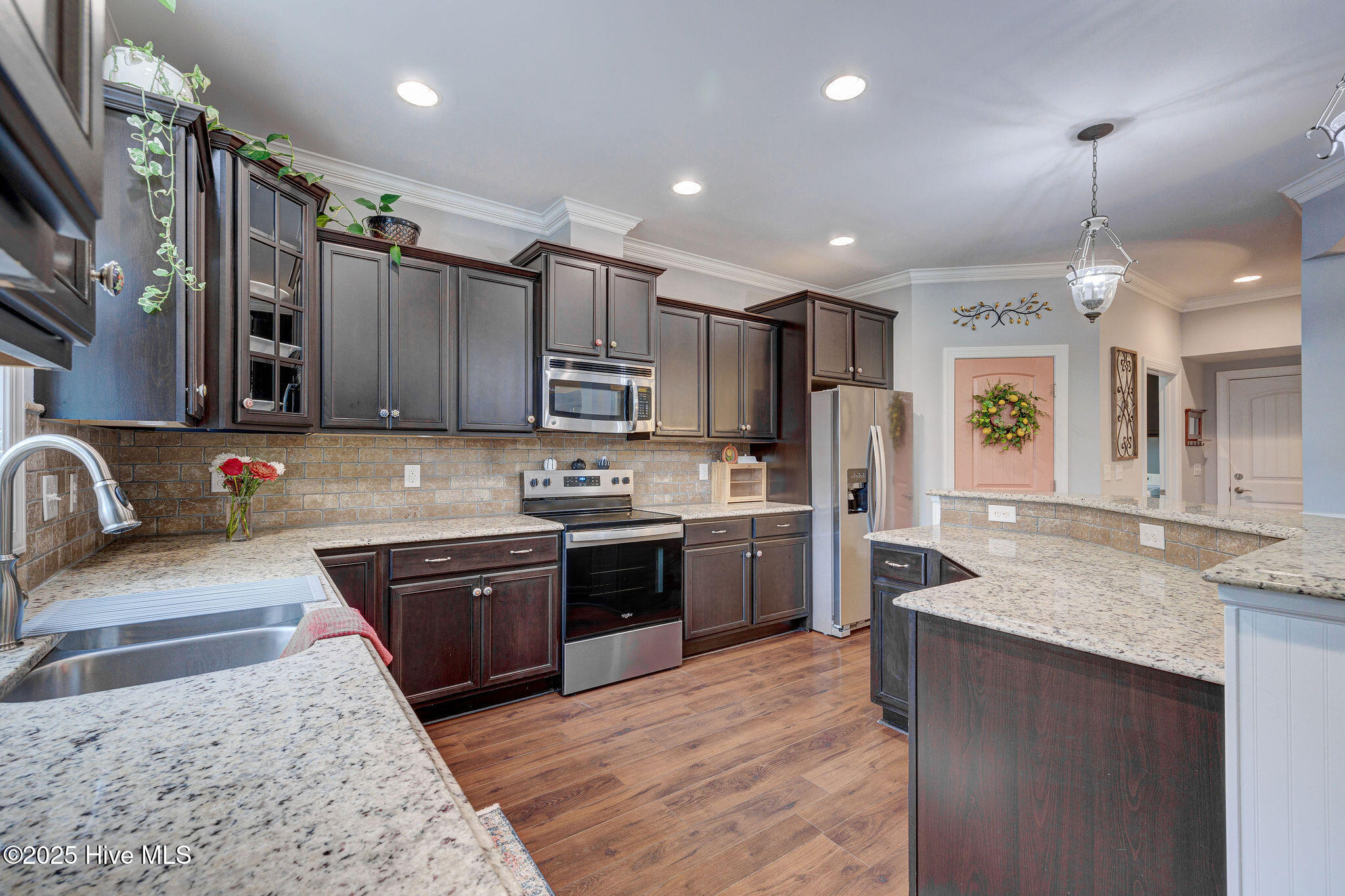 6116 Tarin Road